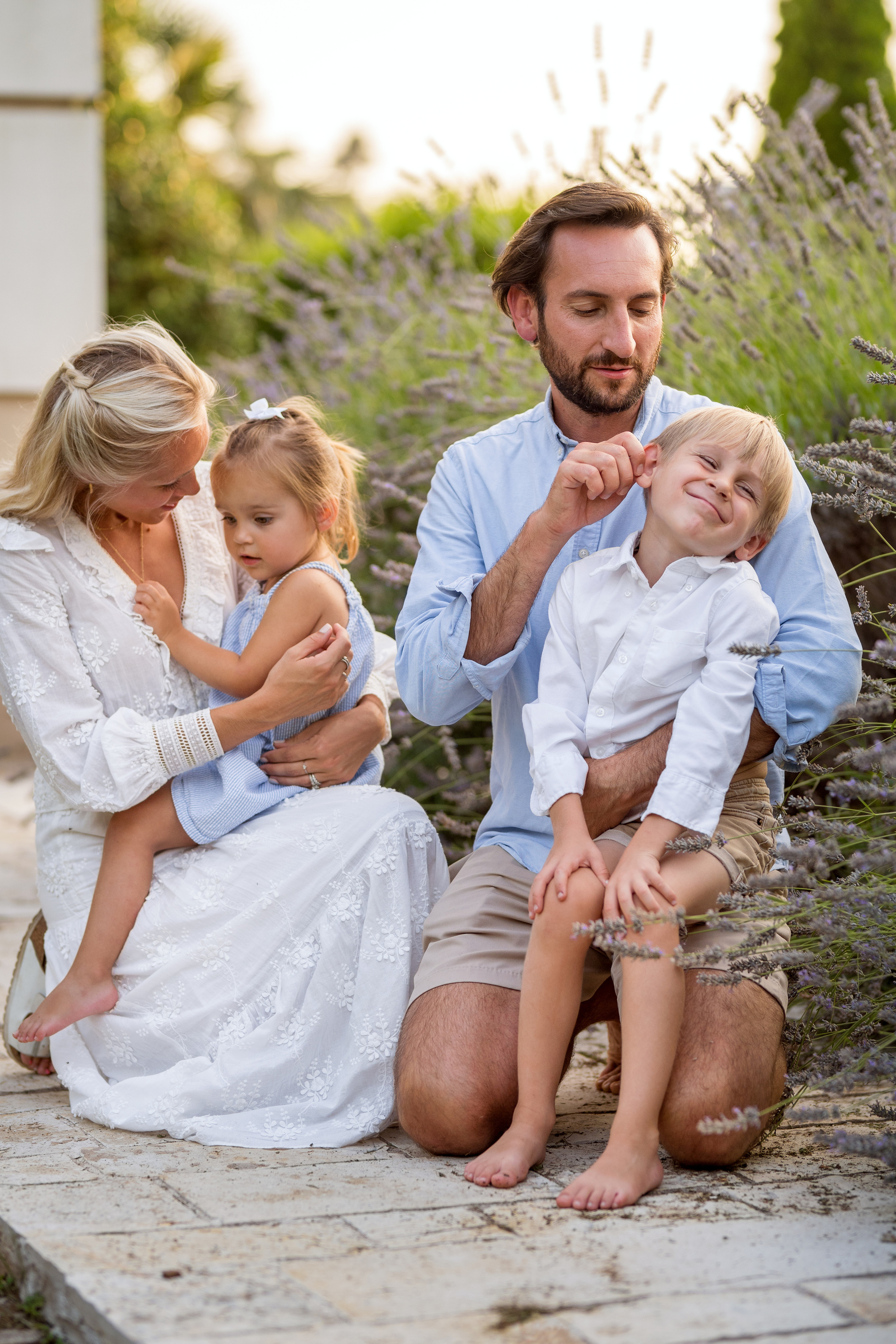 Семейная фотосессия в саду. Катя Халдеева Фотограф Саратов