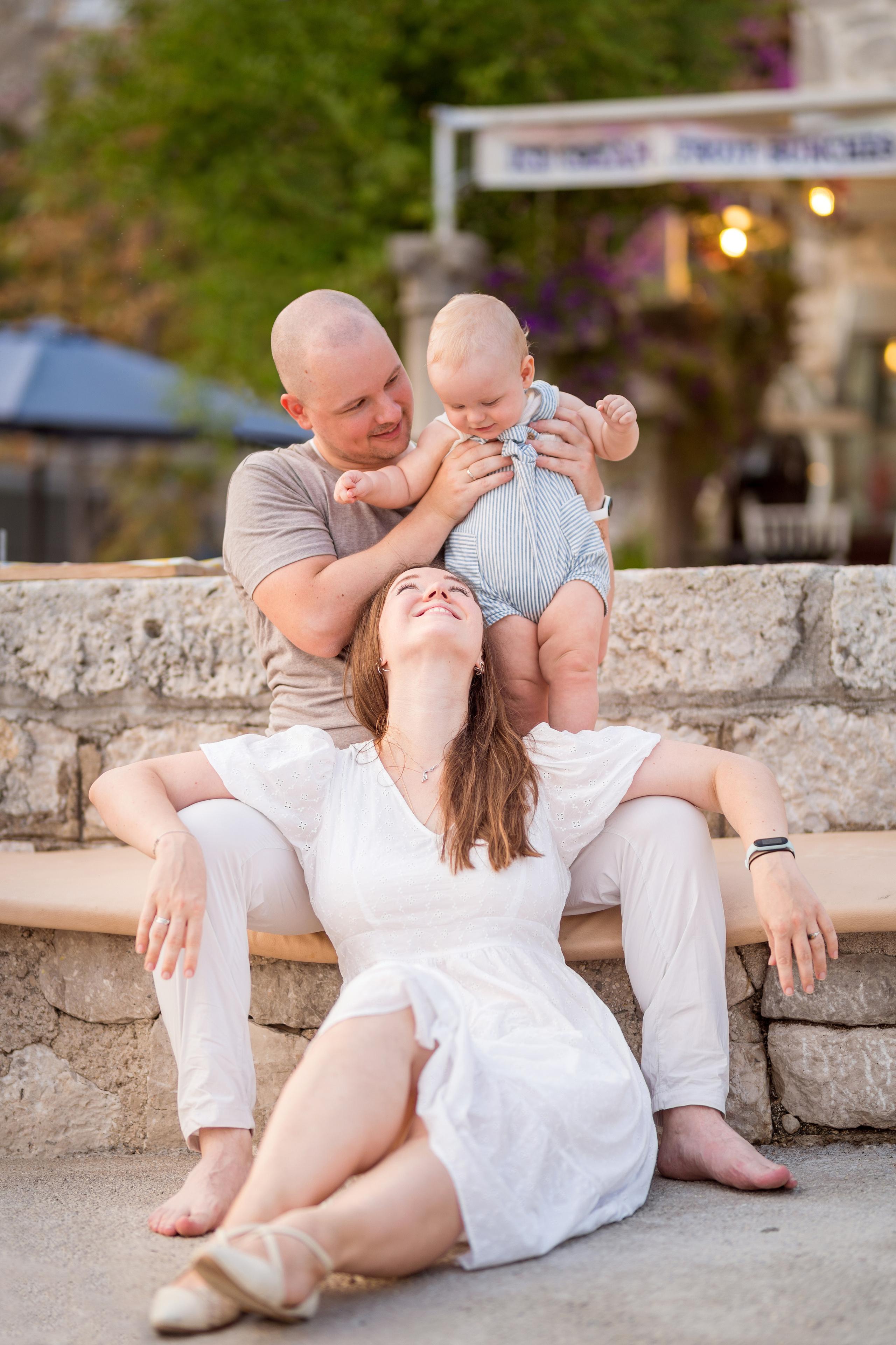 Family photoshoot in Perast Montenegro. Kate Khaldeeva photographer in Saratov