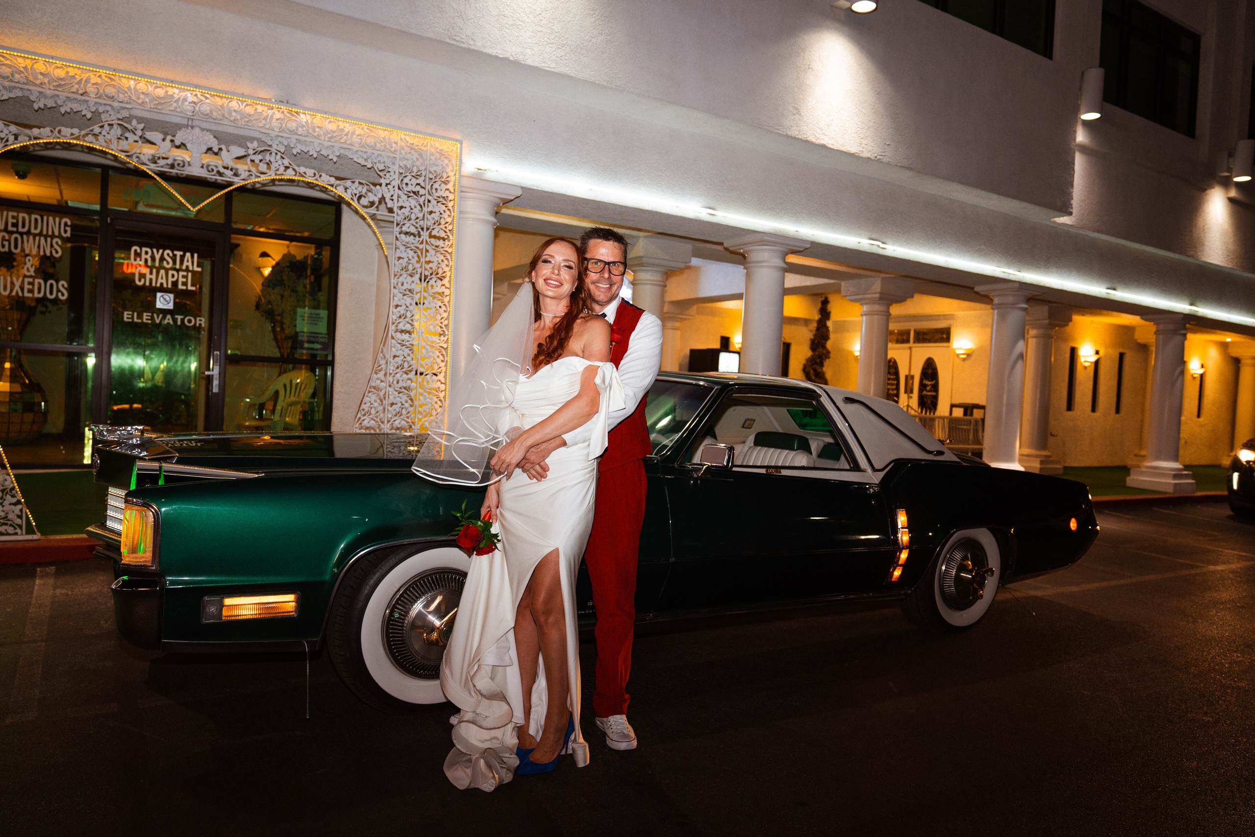Rebecca&Todd. Wedding & elopement photographer Viktoriya Kravtsov. Las Vegas