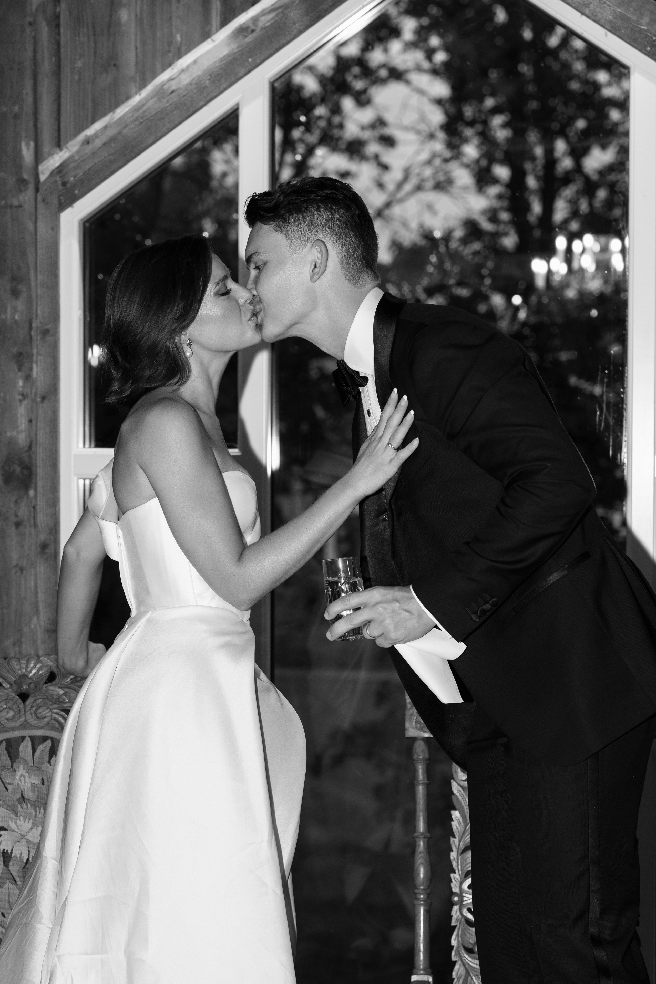 HANNA & CAMERON. Bryllupsfotograf i hele Norge