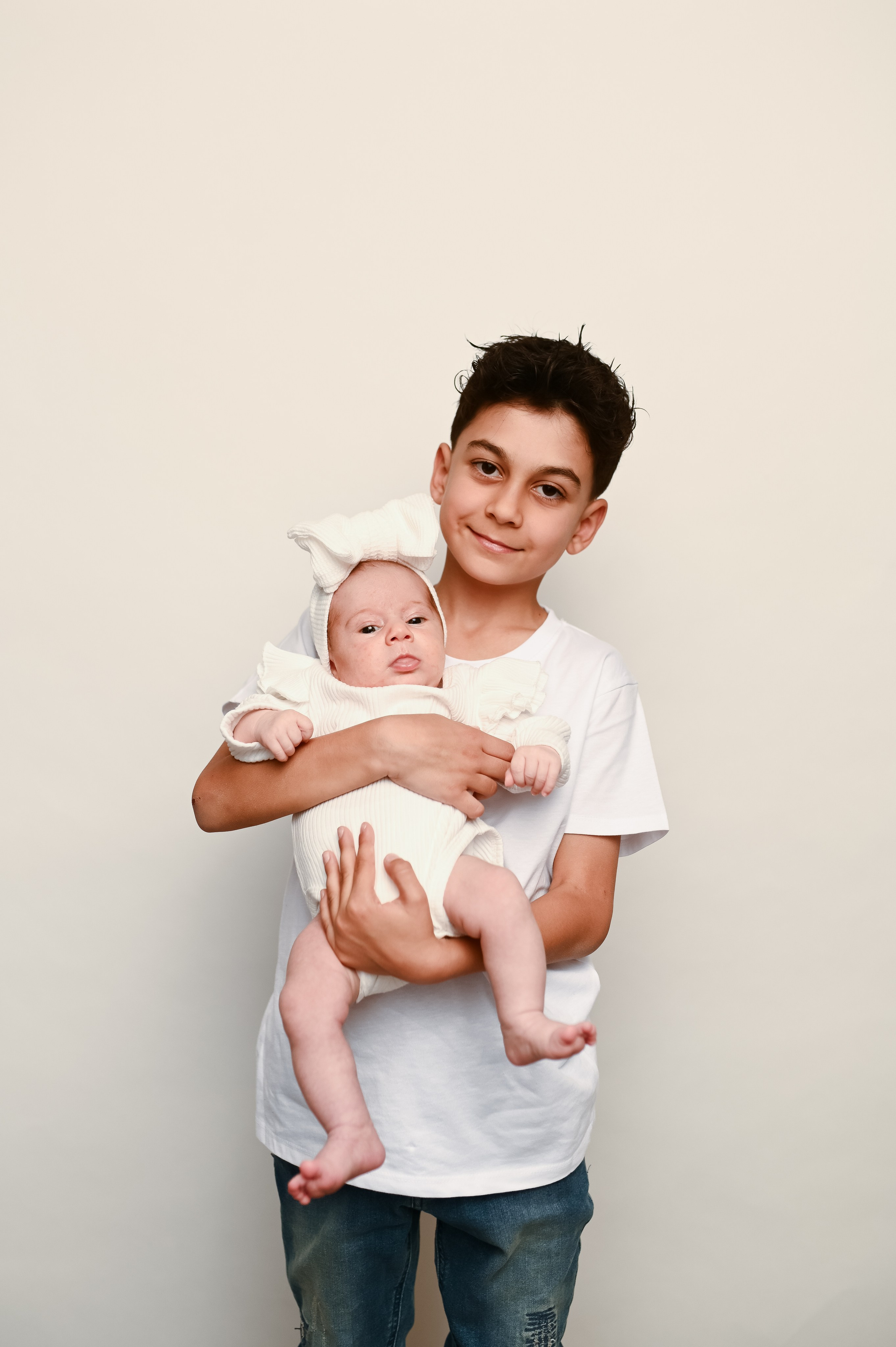 Studio Family Photoshoot. WELCOME