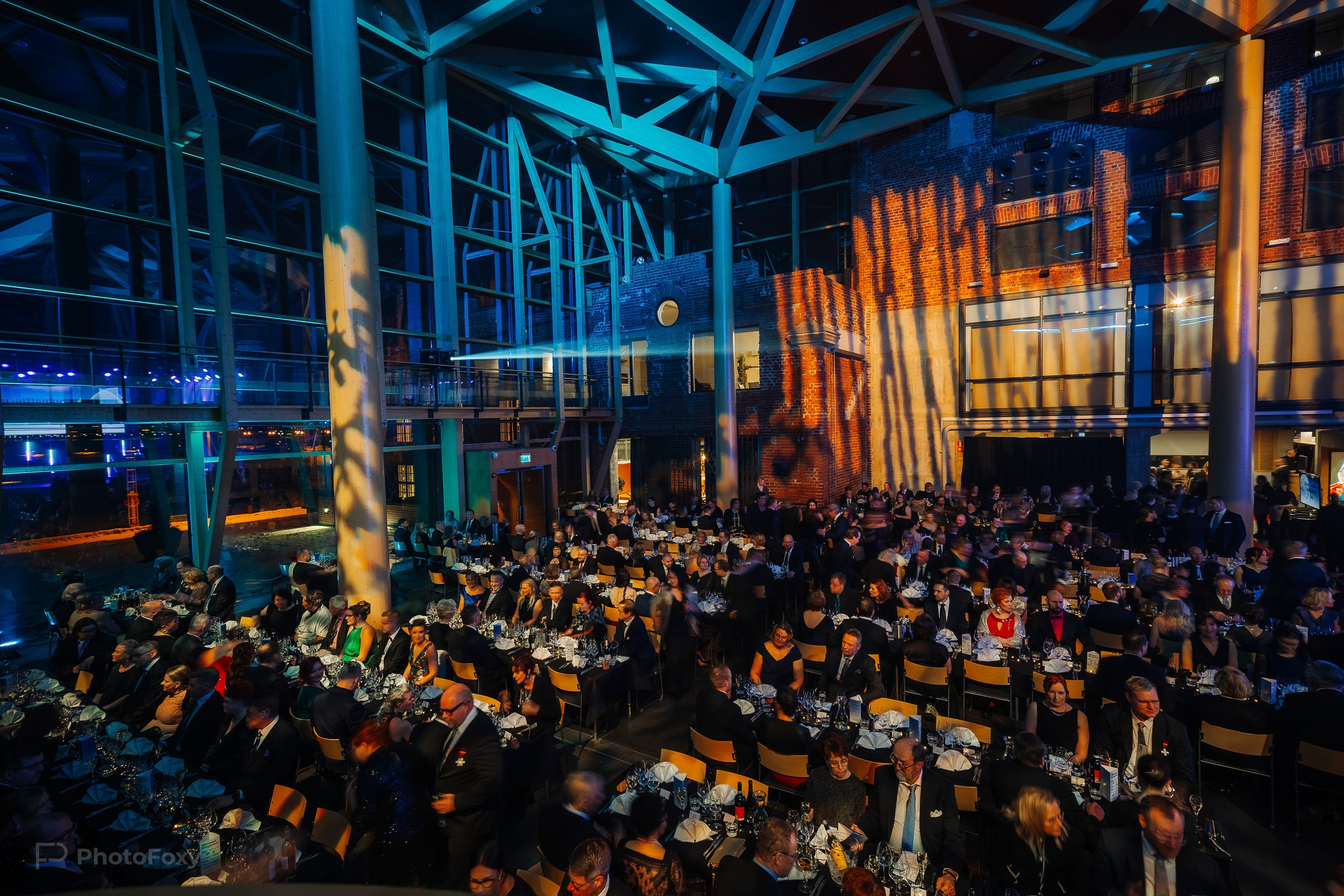 Maakunnallinen Yrittäjäjuhla. Valokuvaaja Lahti, Helsinki Elena Salonen