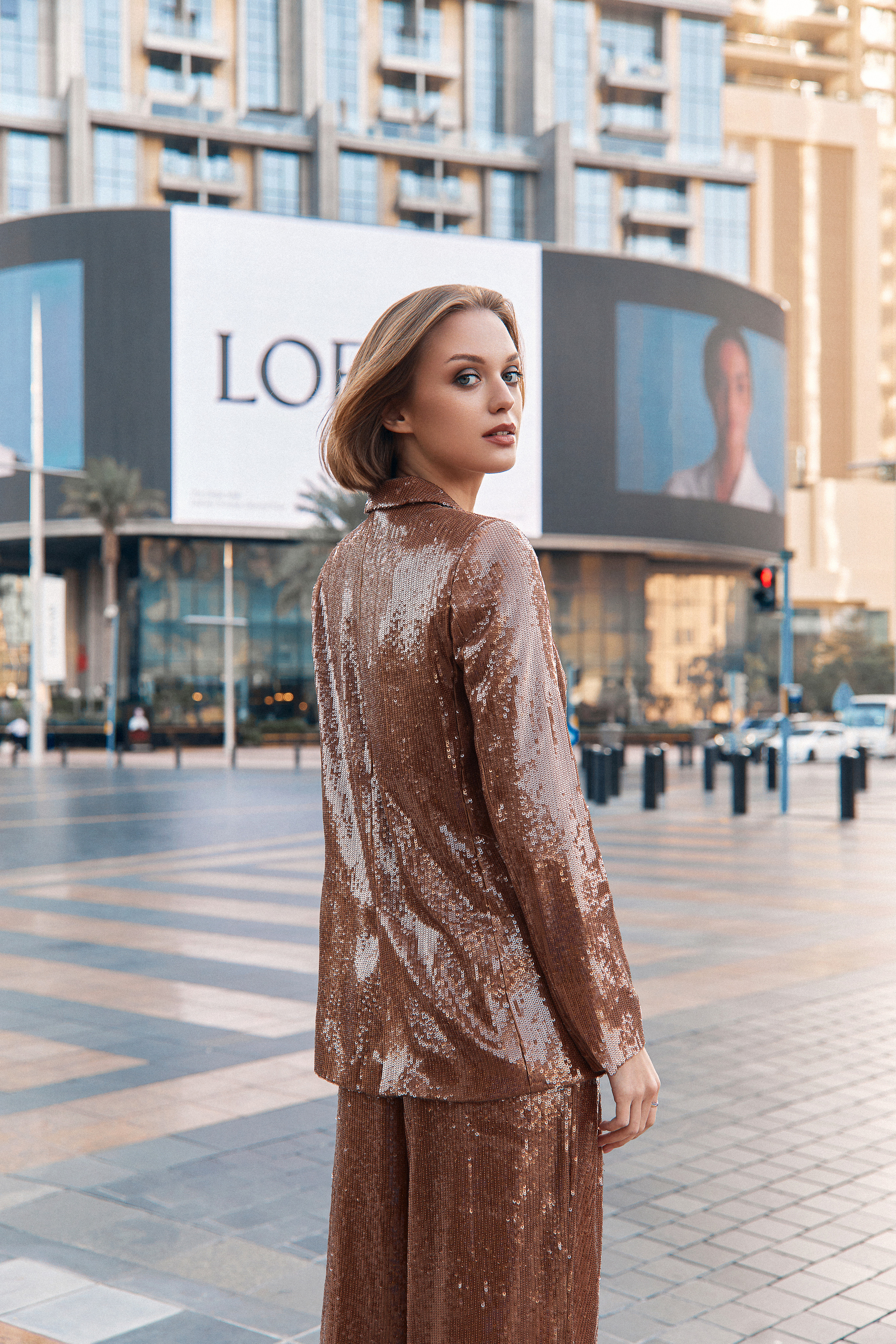 BIG CITY LIFE. Female Photographer in Dubai