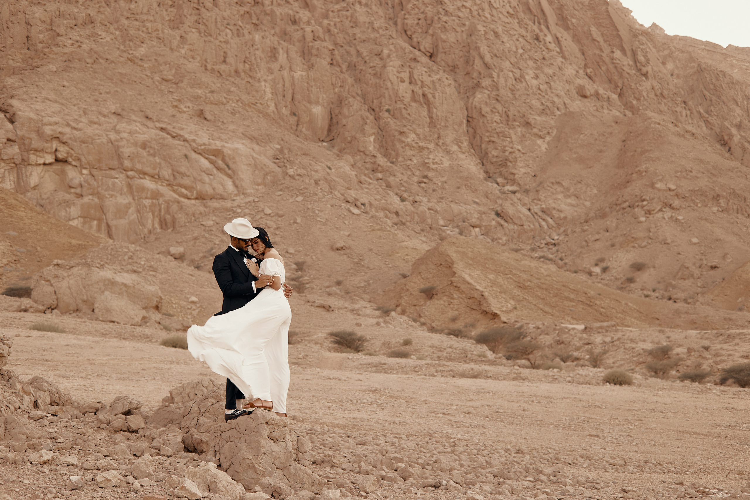 LOVE STORY. Female Photographer in Dubai