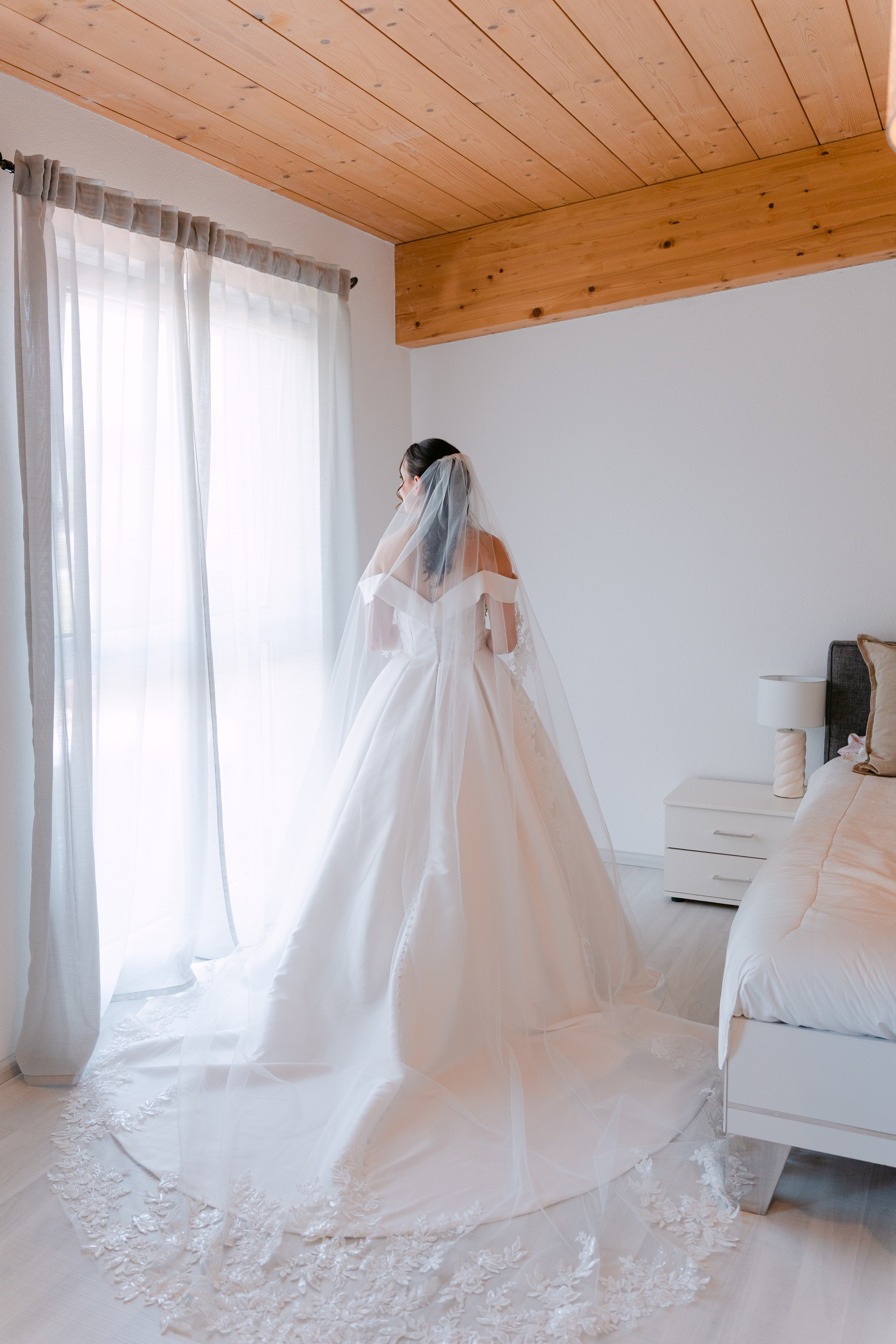 Casamento Isabel & Freskim em La Chaux-de-Fonds e Neuchâtel, Suiça. Fotógrafo de casamentos e destination wedding no Porto, Portugal — Davi Valente | Lisboa, Douro, Roma e Lago de Como