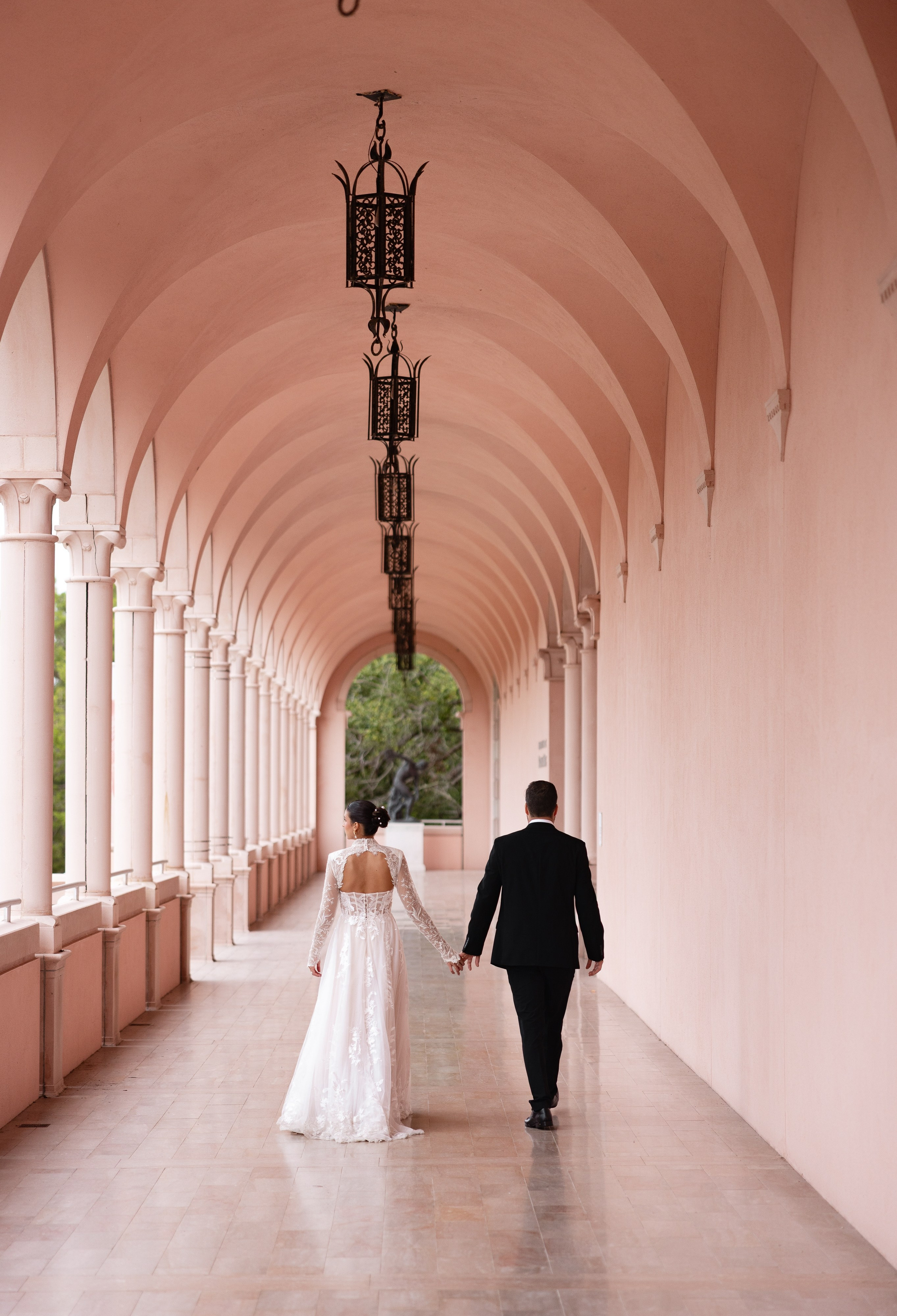 Intimate Elopement photoshoot. Ringling. Photographer Anastasia Nagibina