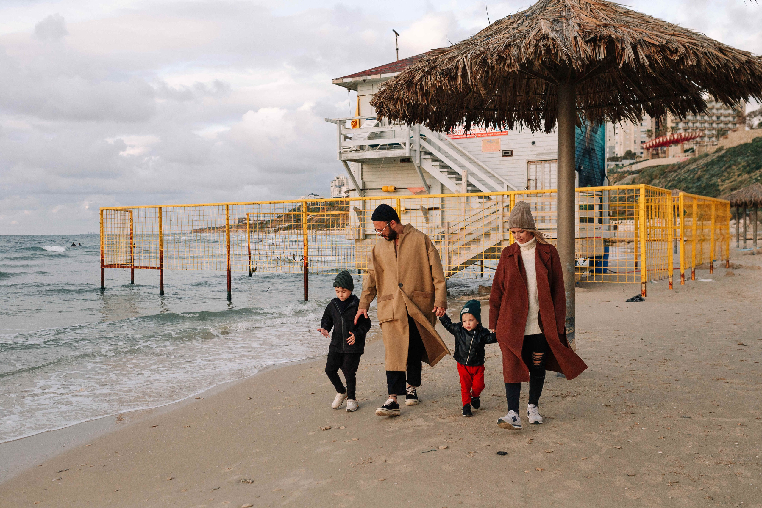 WINTER PHOTOSESSION AT THE SEA. Https://shi-photo.com/