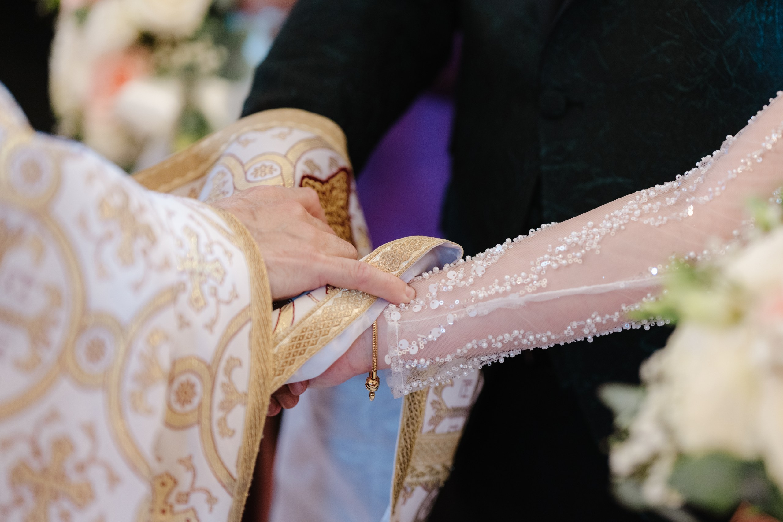 * fotograf stare civilă Siret* fotograf Bucovina* fotograf nuntă Suceava* fotograf Iași Botoșani* stare civilă tradițională* ie românească nuntă* AlinoFotoStudio* fotograf Andrei și Andreea- Alin Chirilă fotograf – stare civilă Siret, Suceava, Andrei și Andreea în ie tradițională, poveste spusă prin fotografiefotograf stare civilă Siret Suceava Alin Chirilă – miri îmbrăcați în costum tradițional bucovineanAlin Chirilă fotograf nuntă Siret Suceava – stare civilă autentică în Bucovina, emoții realefotograf Siret Suceava Alin Chirilă – Andrei și Andreea la starea civilă în ie tradiționalăstare civilă Siret fotograf Alin Chirilă – cadre naturale cu miri în costum popular din Bucovinafotograf nuntă Siret Suceava Alin Chirilă – povestitor prin fotografie, moment emoționant la starea civilăAlin Chirilă fotograf stare civilă Siret – iubire autentică surprinsă în stil documentarfotograf Bucovina Siret Alin Chirilă – stare civilă în ie tradițională, cadre pline de emoțieAlin Chirilă fotograf Suceava – Andrei și Andreea spun DA la starea civilă în Siretfotograf stare civilă Suceava Siret Alin Chirilă – poveste de iubire în stil tradițional românesc - Alin Chirilă fotograf profesionist, AlinoFotoStudio, fotograf evenimente Siret, Suceava County, Iași, Bacău County, Botoșani, Neamț County, fotograf nunți, botezuri, cununii civile, portrete și momente autentice surprinse elegant.- Alin Chirilă surprinde momente elegante de nuntă și evenimente speciale prin AlinoFotoStudio, fotograf disponibil în Siret, Suceava County, Iași, Bacău County, Botoșani și Neamț County, specializat în nunți, botezuri și cununii civile. - Alin Chirilă fotograf profesionist, AlinoFotoStudio, fotograf nuntă și evenimente în Siret, Suceava, Iași, Bacău, Botoșani și Piatra Neamț, fotograf nunți, botezuri, cununie civilă, ședințe foto, trash the dress, logodnă, familie, portrete și fotografii autentice. - AlinoFotoStudio by Alin Chirilă, fotograf evenimente premium în Suceava County, Iași County, Bacău County, Botoșani County și Neamț County, fotograf de familie, fotograf ceremonii religioase, petreceri și momente emoționante. - Alin Chirilă fotograf, povestitor prin fotografie, servicii foto profesionale pentru mireasă, mire, pregătiri nuntă, biserică, restaurant, valsul mirilor, tradiții românești și amintiri de neuitat în Moldova.