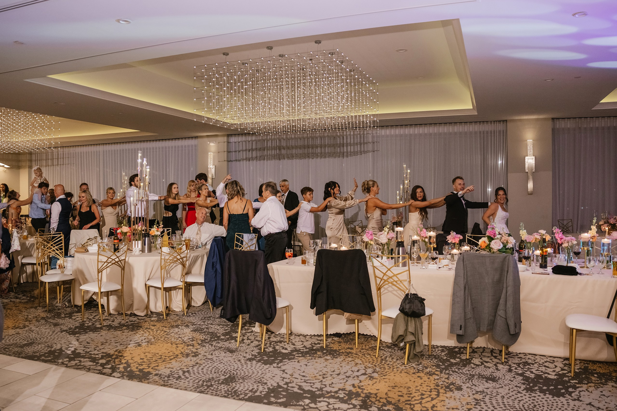 09.06.2025 Wedding. Wedding family event photographer in Chicago Nick Yushevich