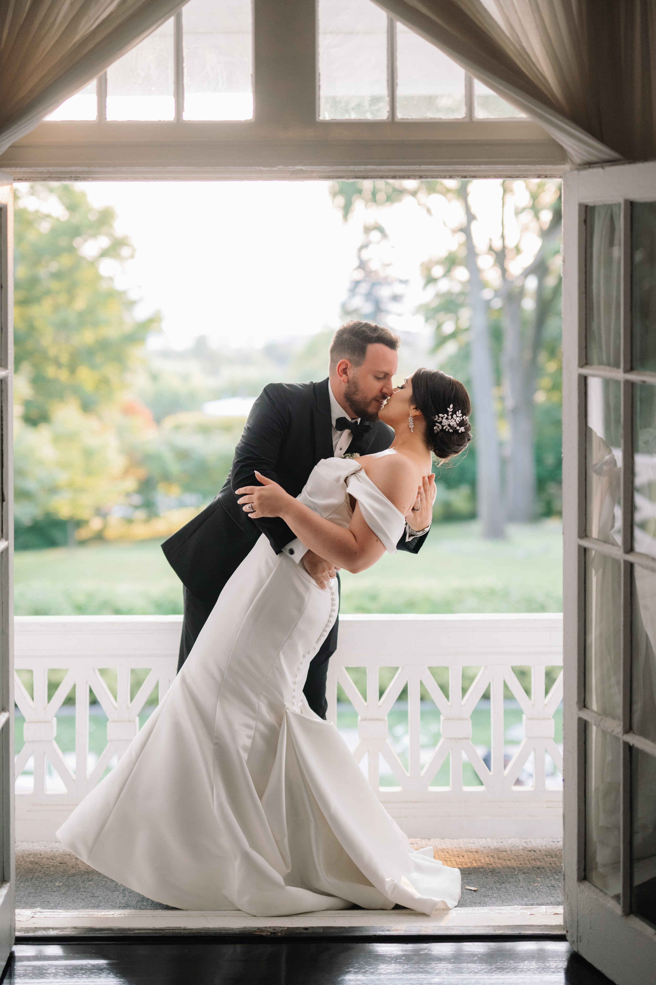 Summer Wedding at The Briarcliff Manor | Taylor & Richie | New York Wedding Photography