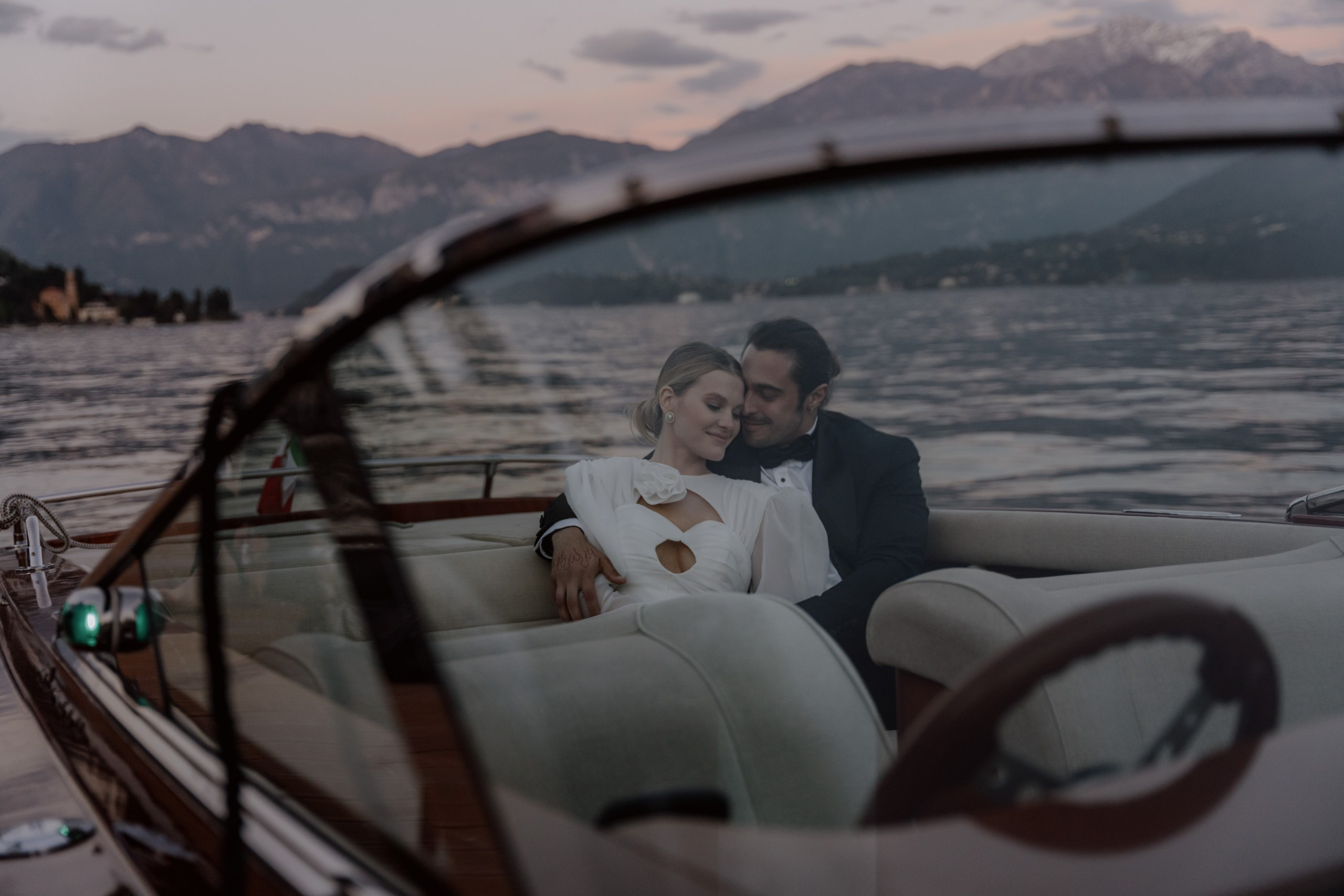 Lake Como Elopement Wedding|Italy. London Wedding Photographer|Natasha Ferreira