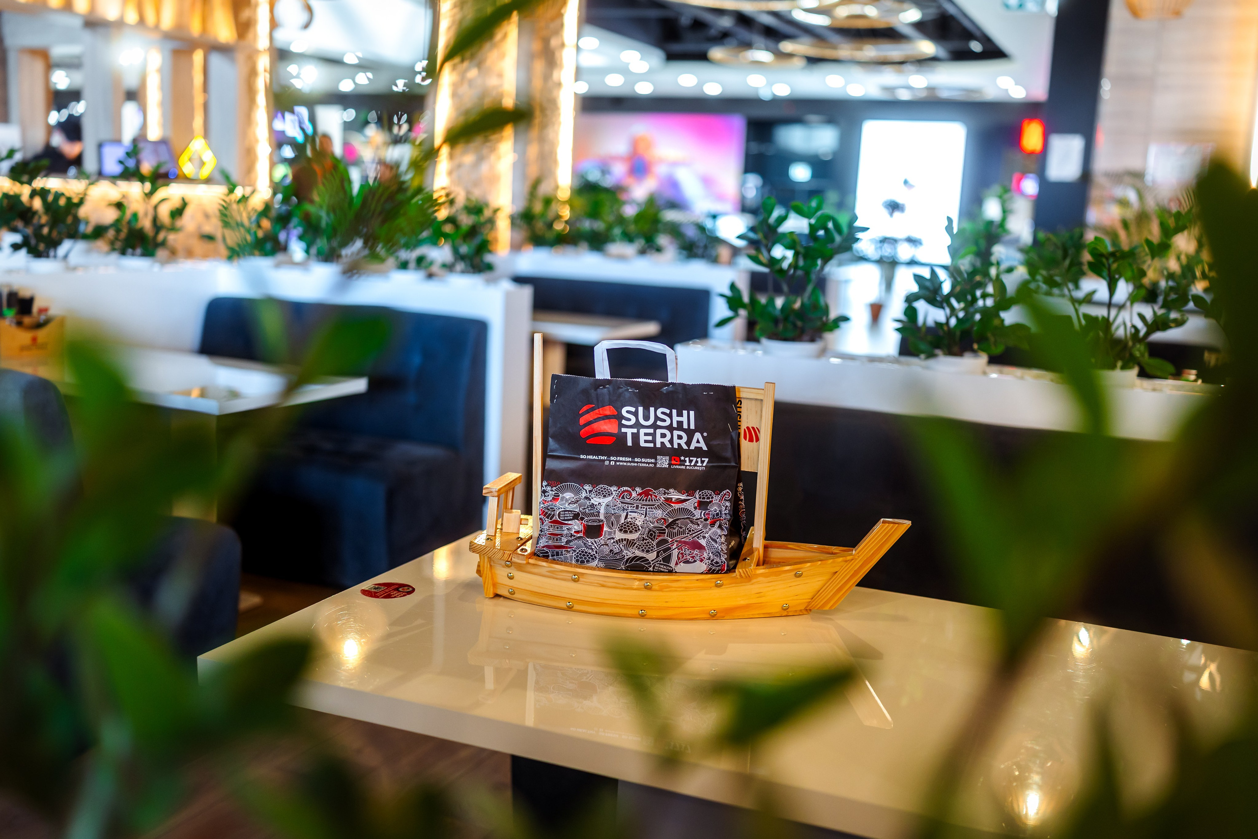 Sushi Terra. Marius Ciocan