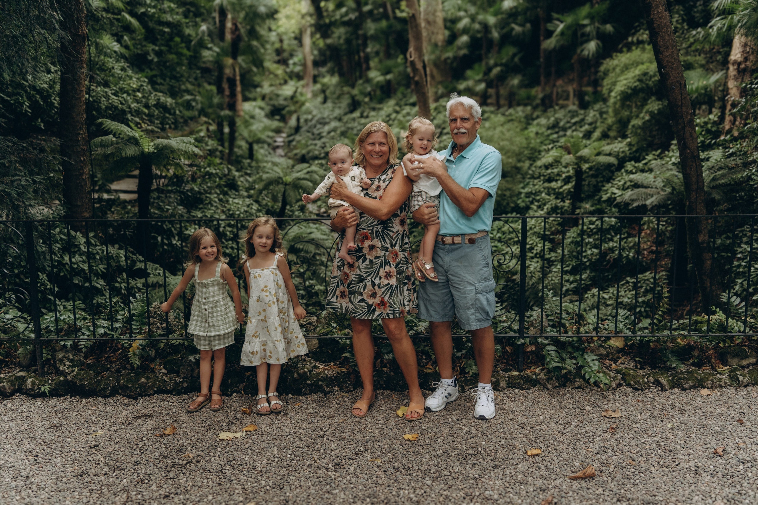 Family moments in Como Lake. PHOTOGRAPHER IN ITALY
