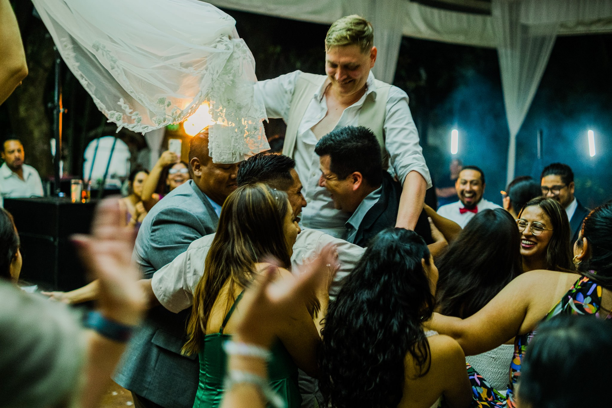 Abril & Dylan / Morelos. Wedding and family photographer in Mexico City