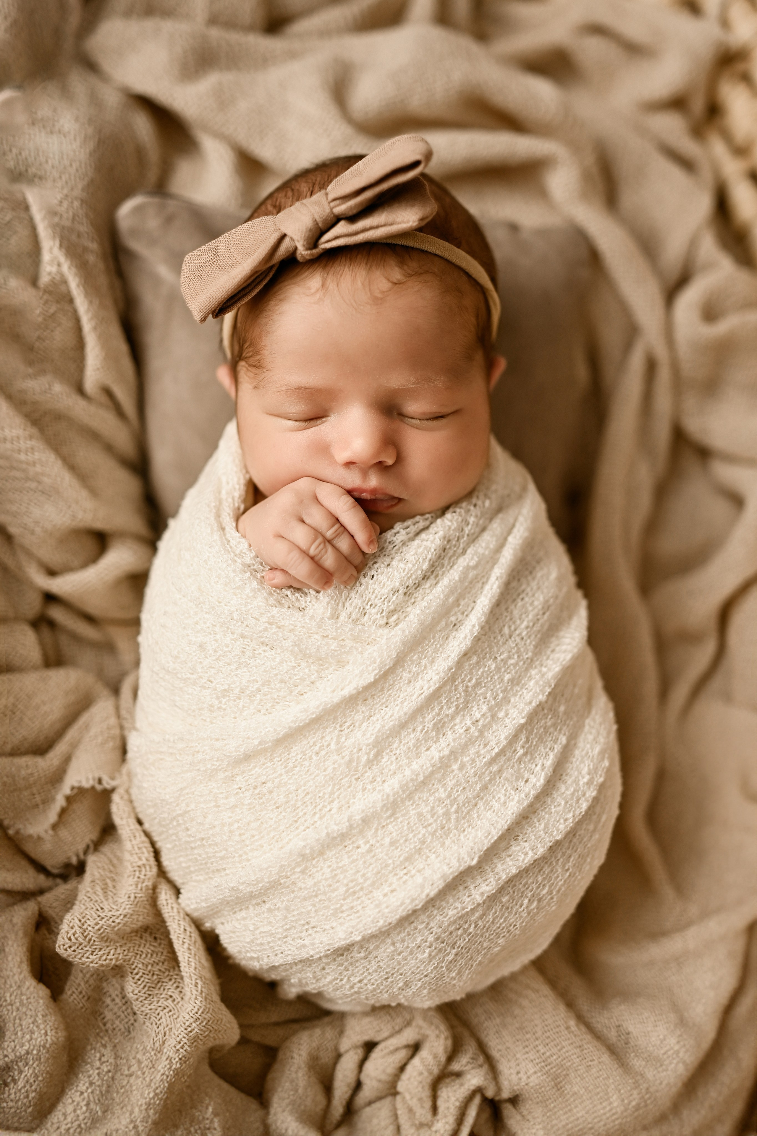 Babys. Baby und Familie Fotografin in Gummersbach Juliia Schwahlen