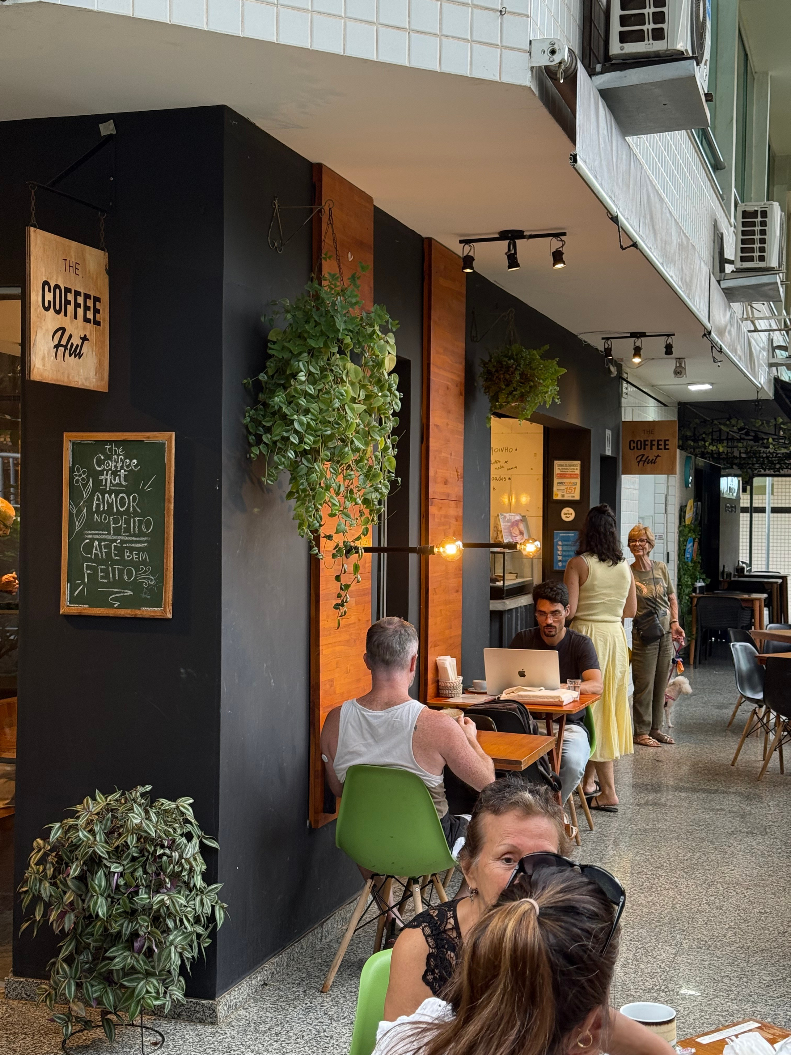 PARCERIA — The Coffee Hut. Mafra | Creator, Photographer & Filmmaker