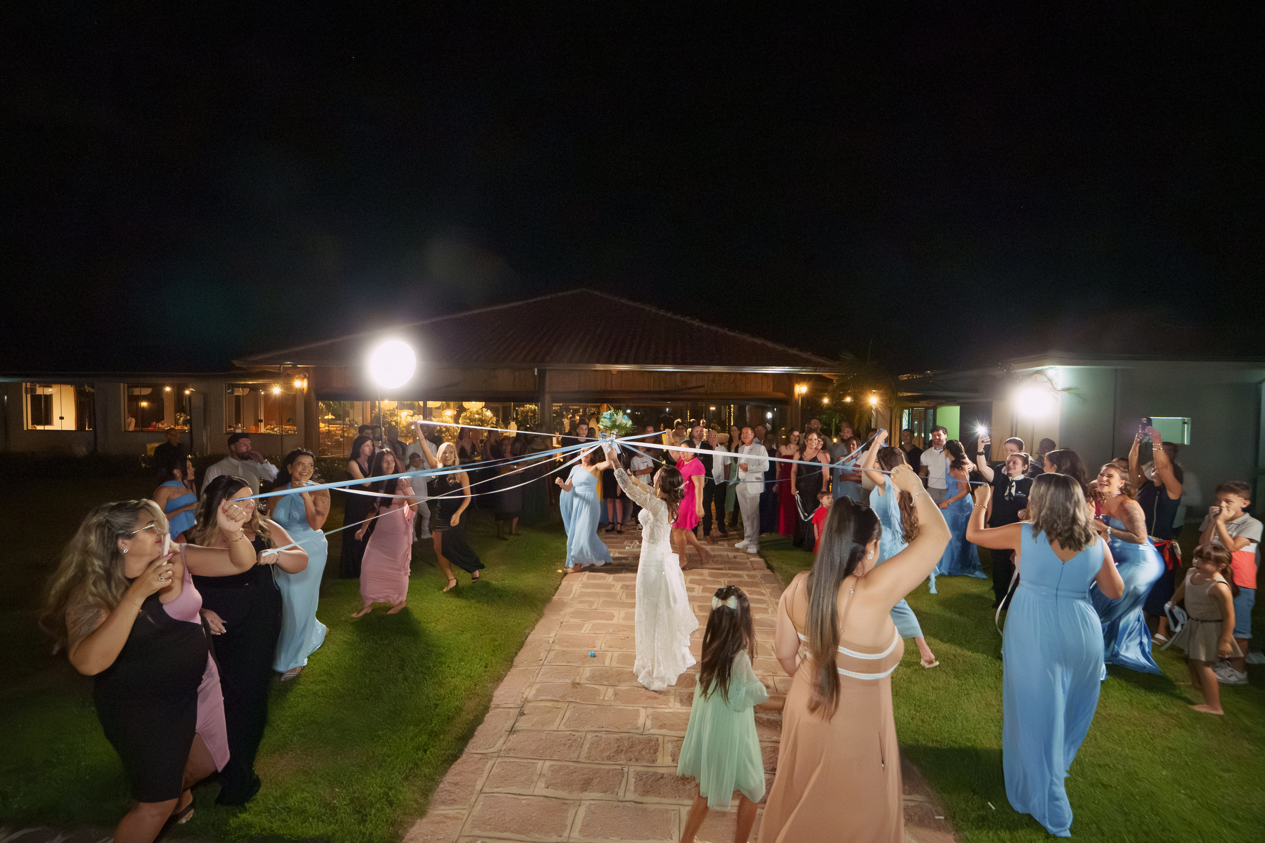 Luana & Maycon. O Casal Dos Noivos