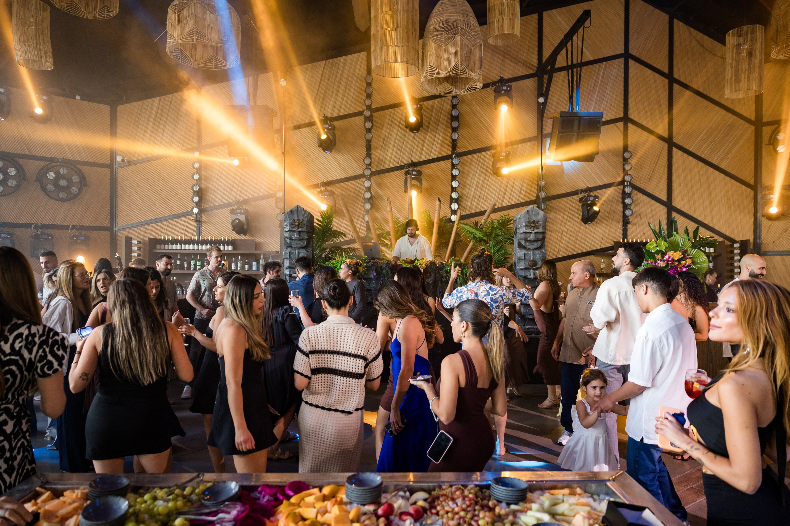 Hadar & Tor. AMIR BUCHNIK PHOTOGRAPHER