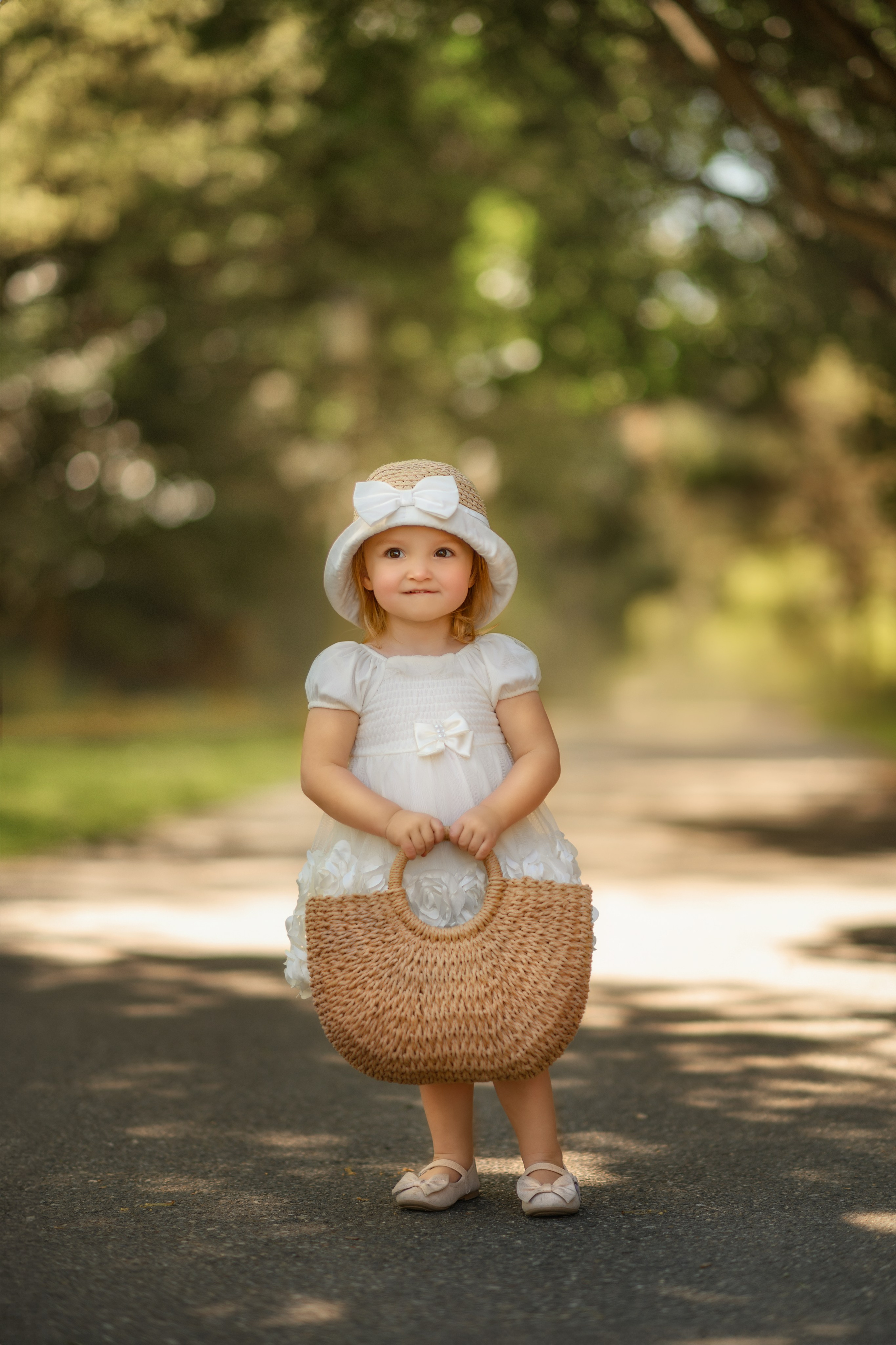 Vika and her family. Wedding & family photography in Seattle area. Helen Michelle photographer