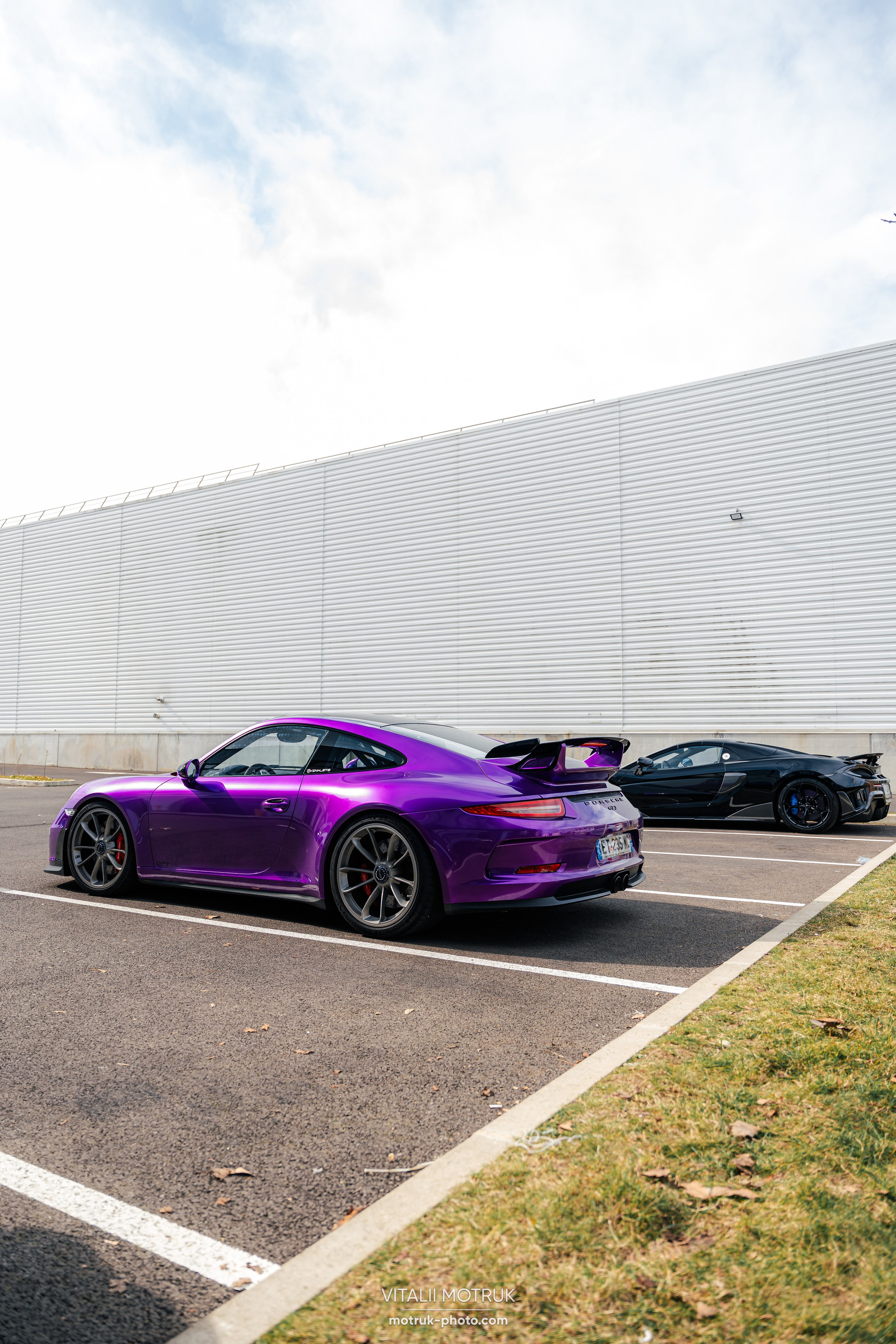 Cars and Coffee 9 mars — BEMA. Photographe de voitures à Paris — Vitalii Motruk