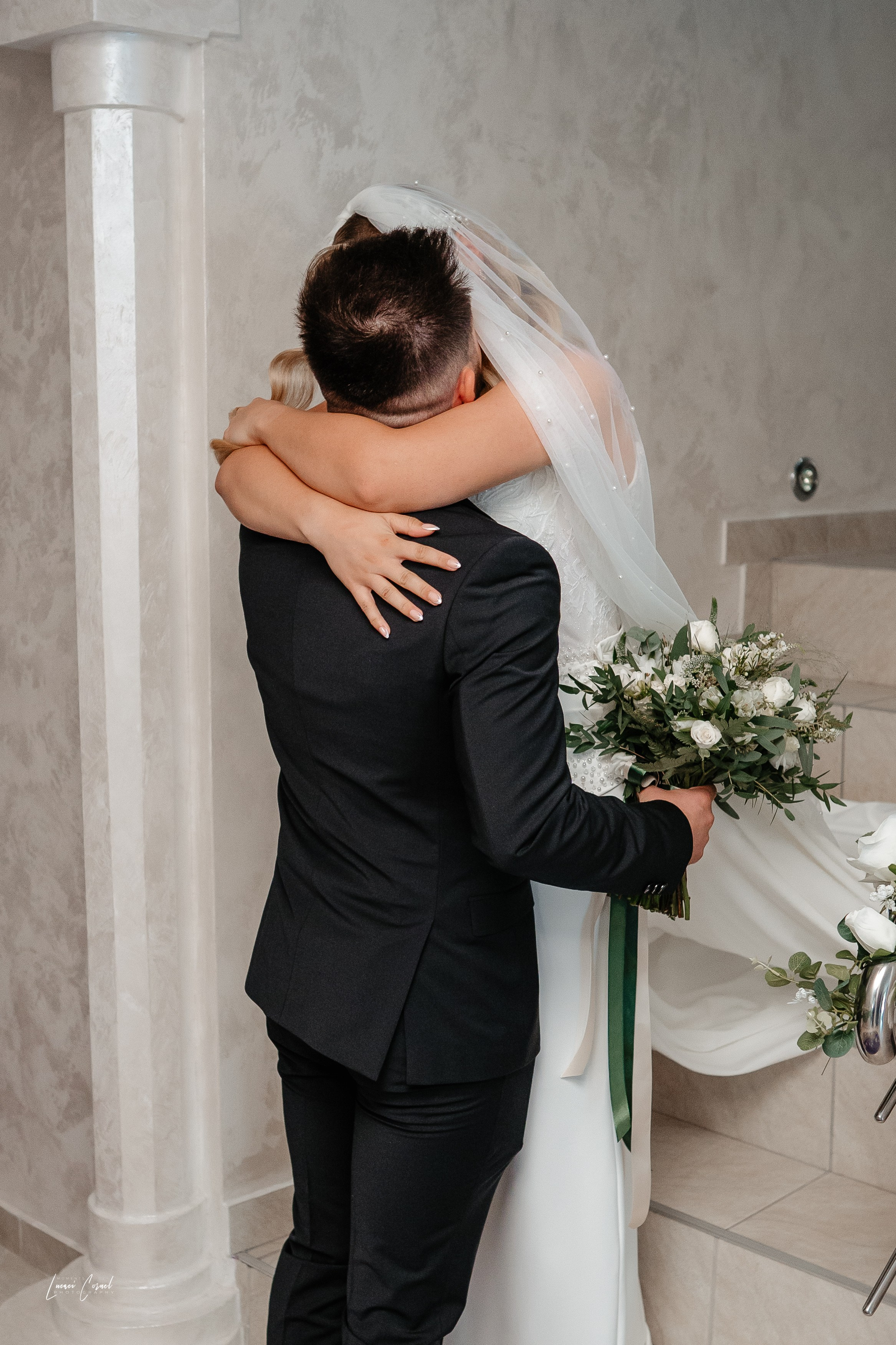 Diana & Cătălin – Nuntă clasică și rafinată. Fotograf de nuntă, corporate, botezuri, majorate și aniversări Roman, Lucaci Cornel