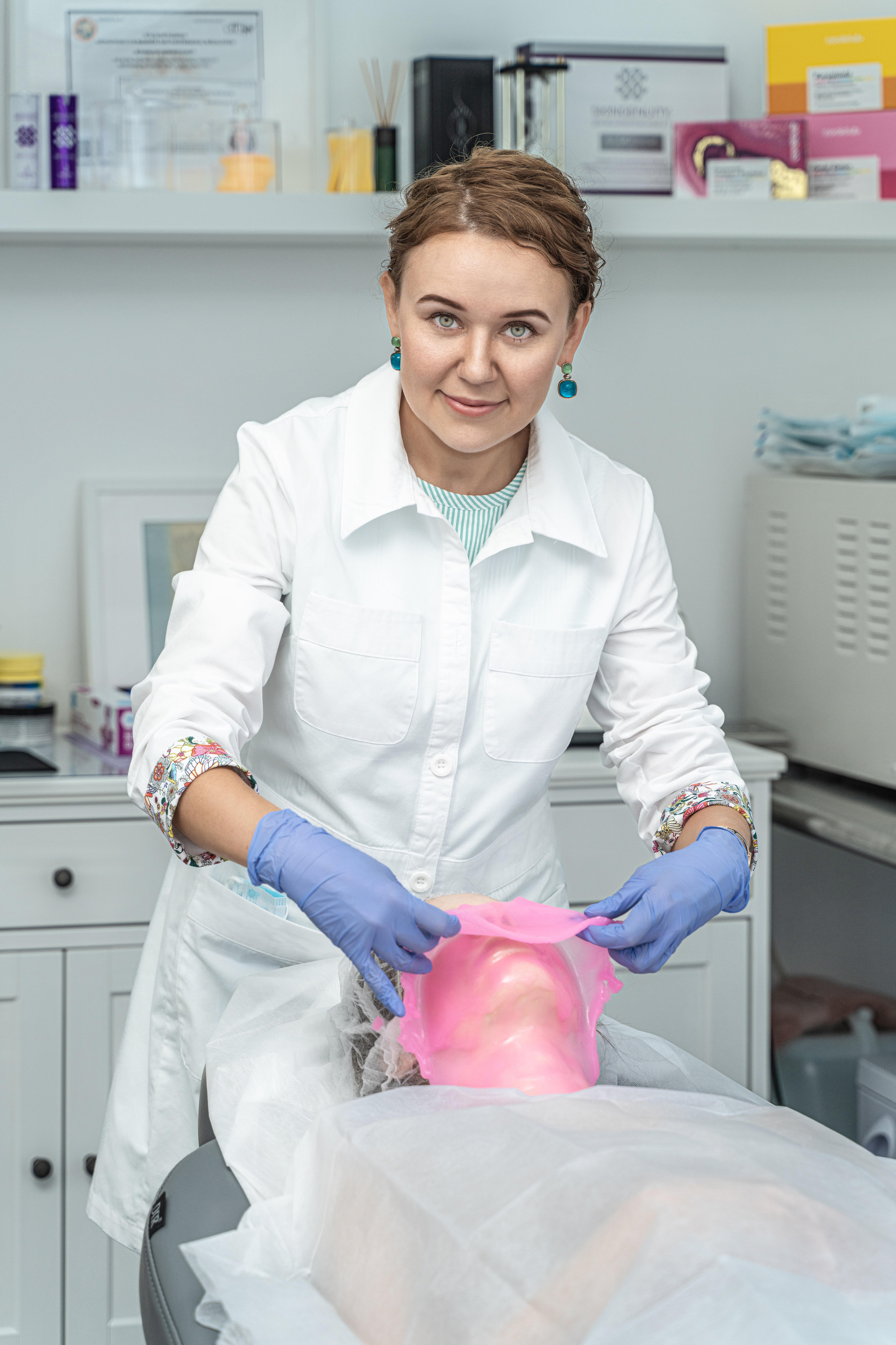 Business Portrait for Ekaterina Vedernikova in Miami FL. Photo & Video Production Studio #1