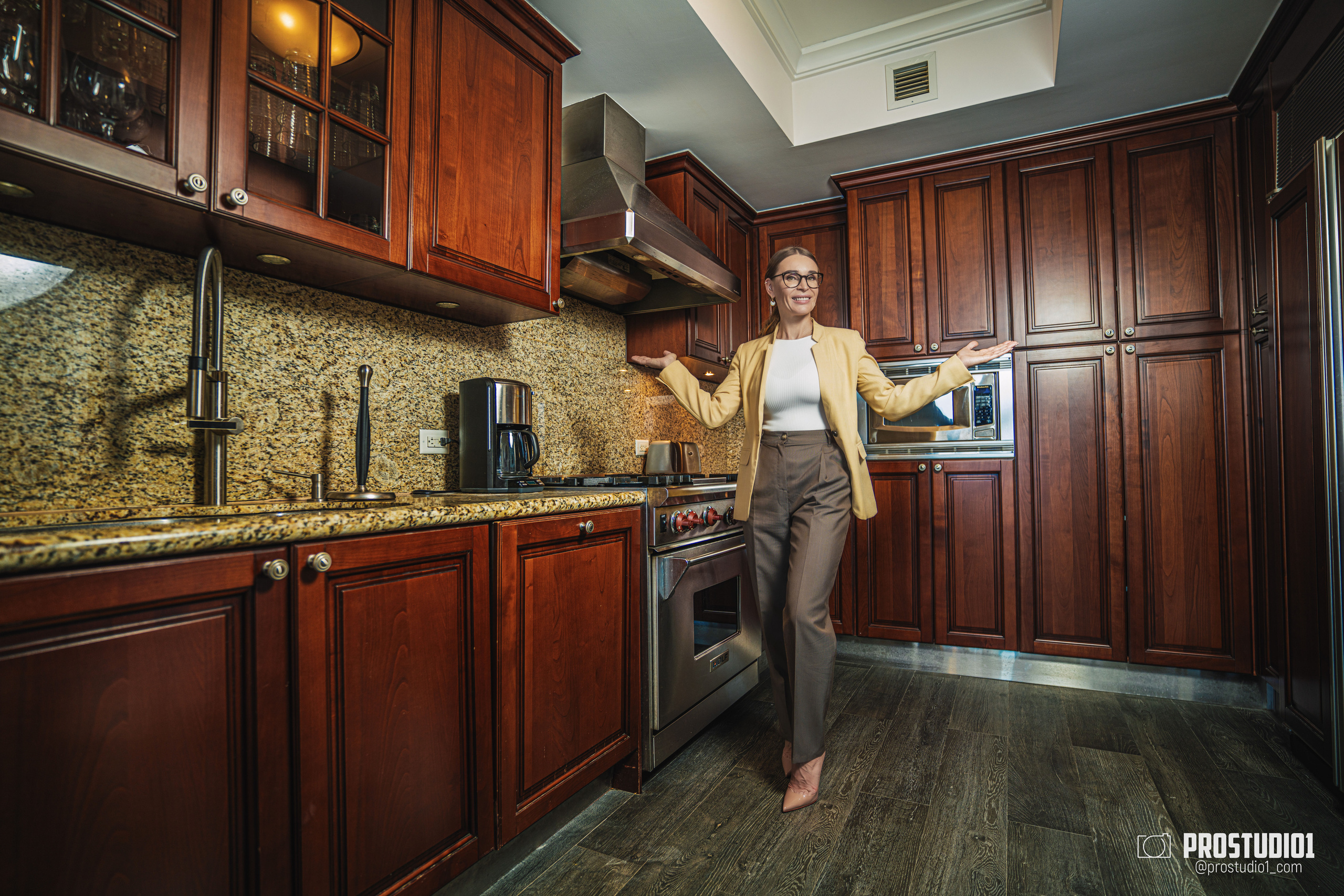 Business Portrait for Maria Maskin, Miami FL. Photo & Video Production Studio #1