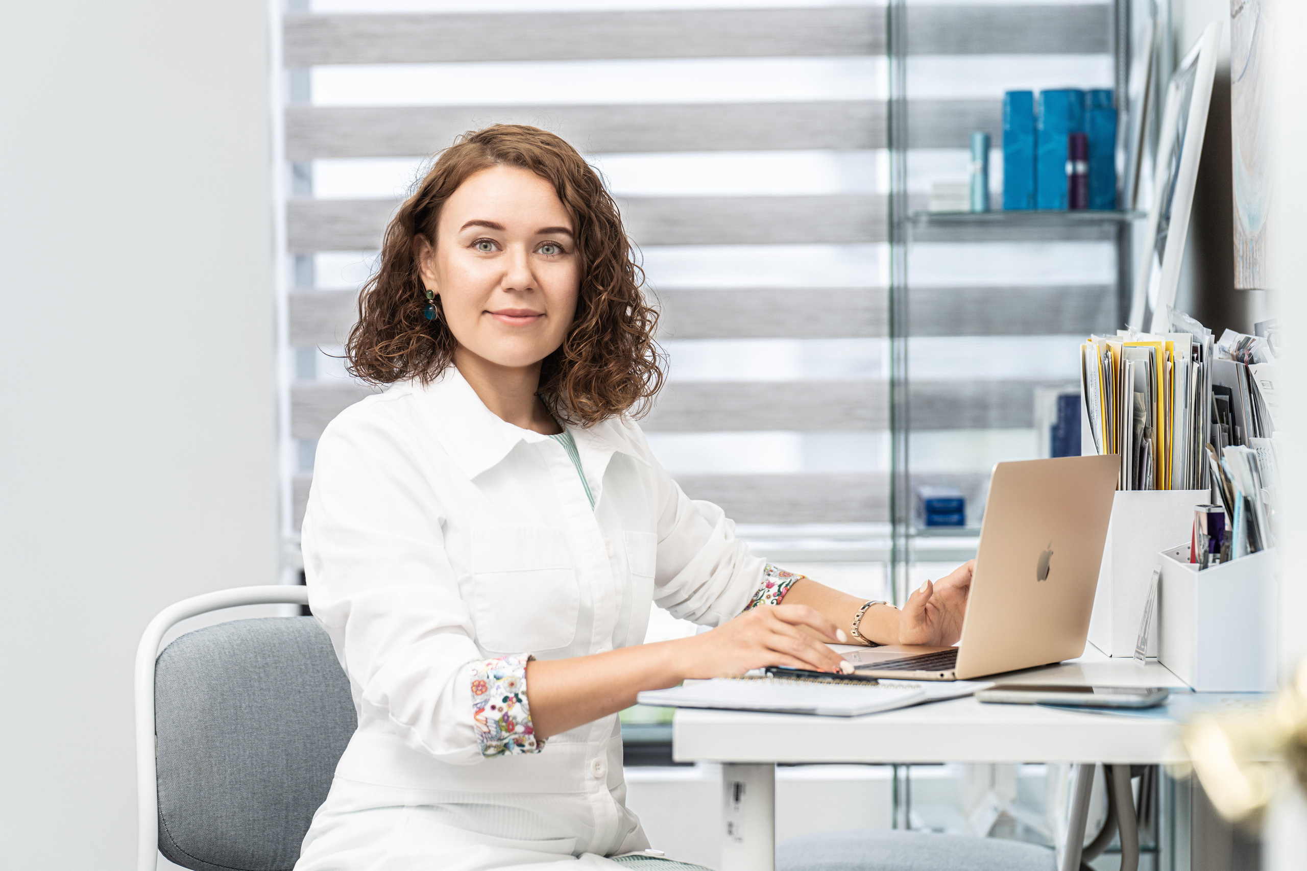 Business Portrait for Ekaterina Vedernikova in Miami FL. Photo & Video Production Studio #1