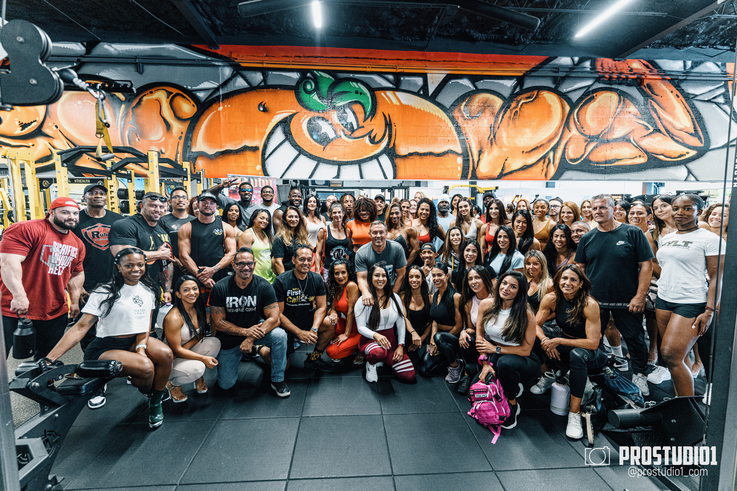 Posing Clinic Serge Saric prod. Rule Gym. Photo & Video Production Studio #1