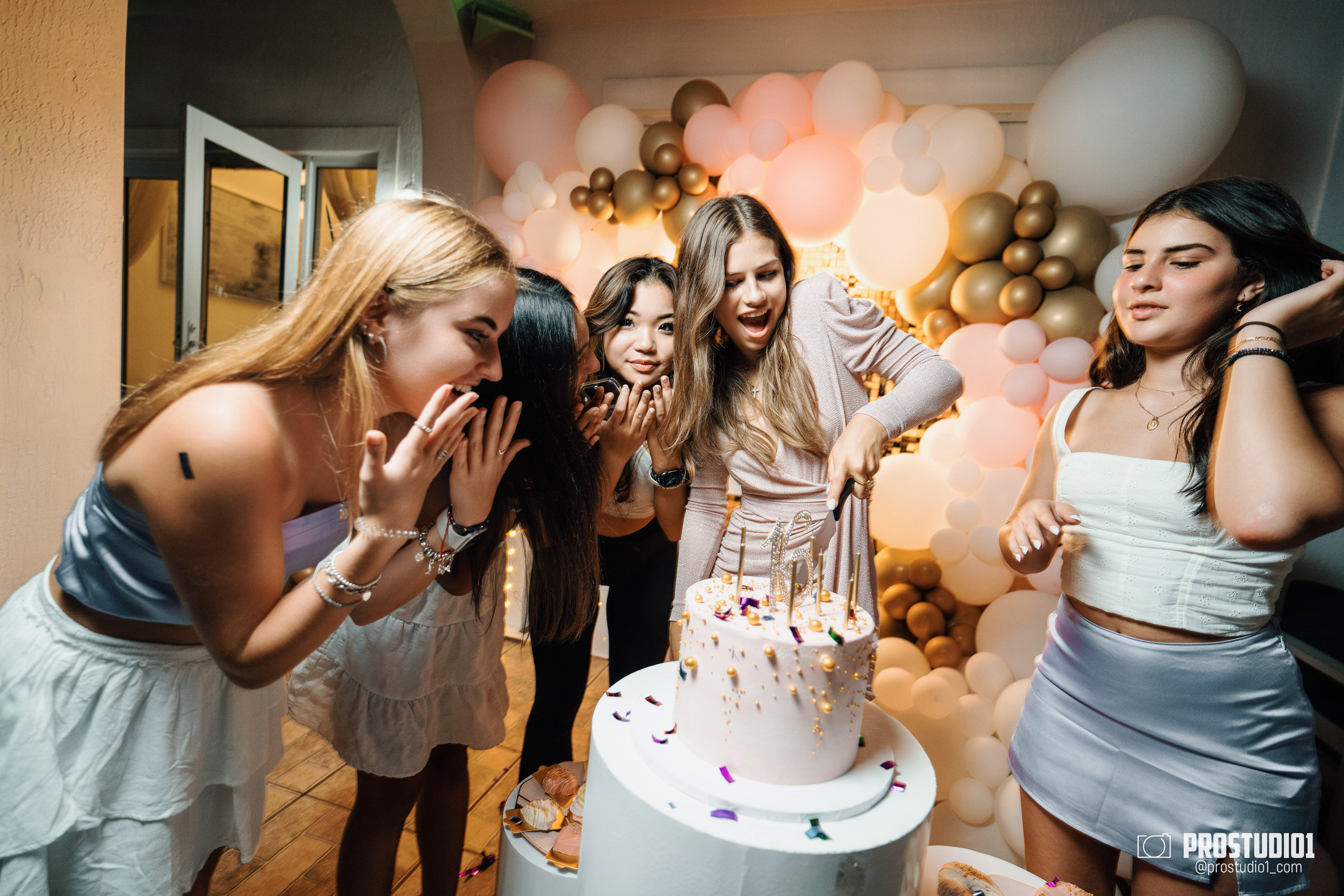 Sonya’s Happy B-Day. Photographer in Miami. Photo & Video Production Studio #1