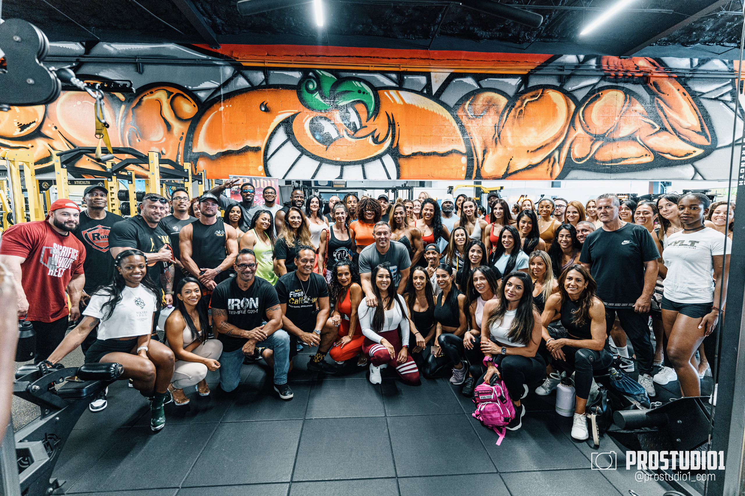 Posing Clinic Serge Saric prod. Rule Gym. Photo & Video Production Studio #1