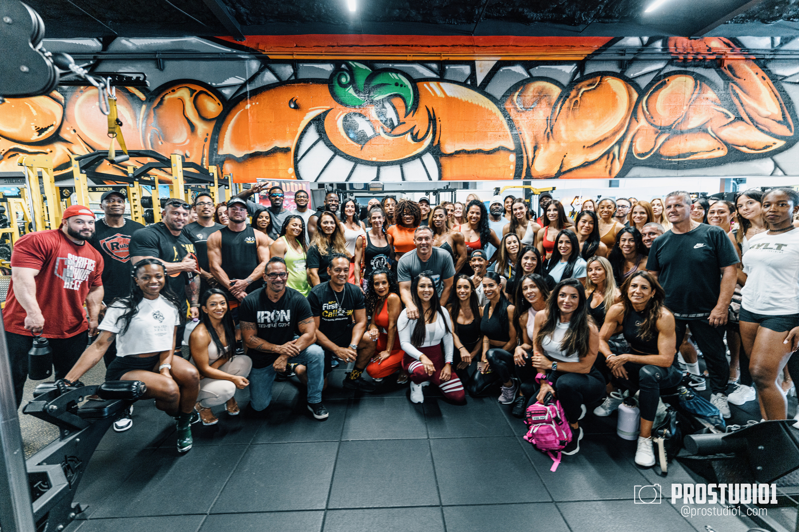 Posing Clinic Serge Saric prod. Rule Gym. Photo & Video Production Studio #1