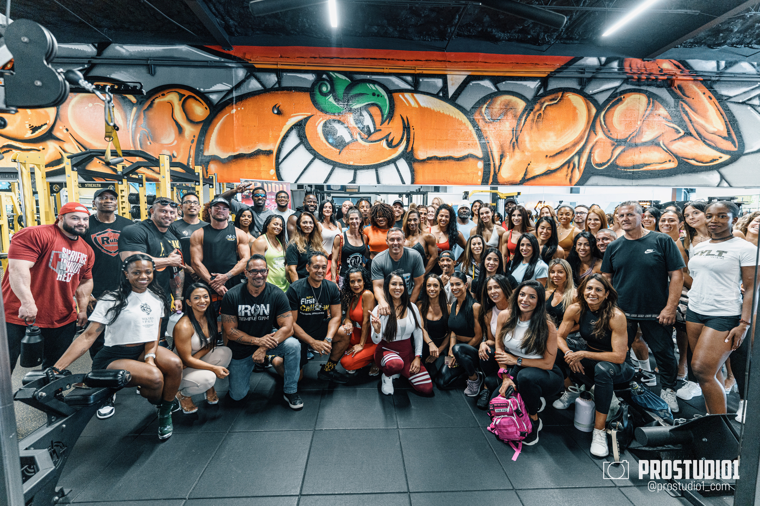 Posing Clinic Serge Saric prod. Rule Gym. Photo & Video Production Studio #1