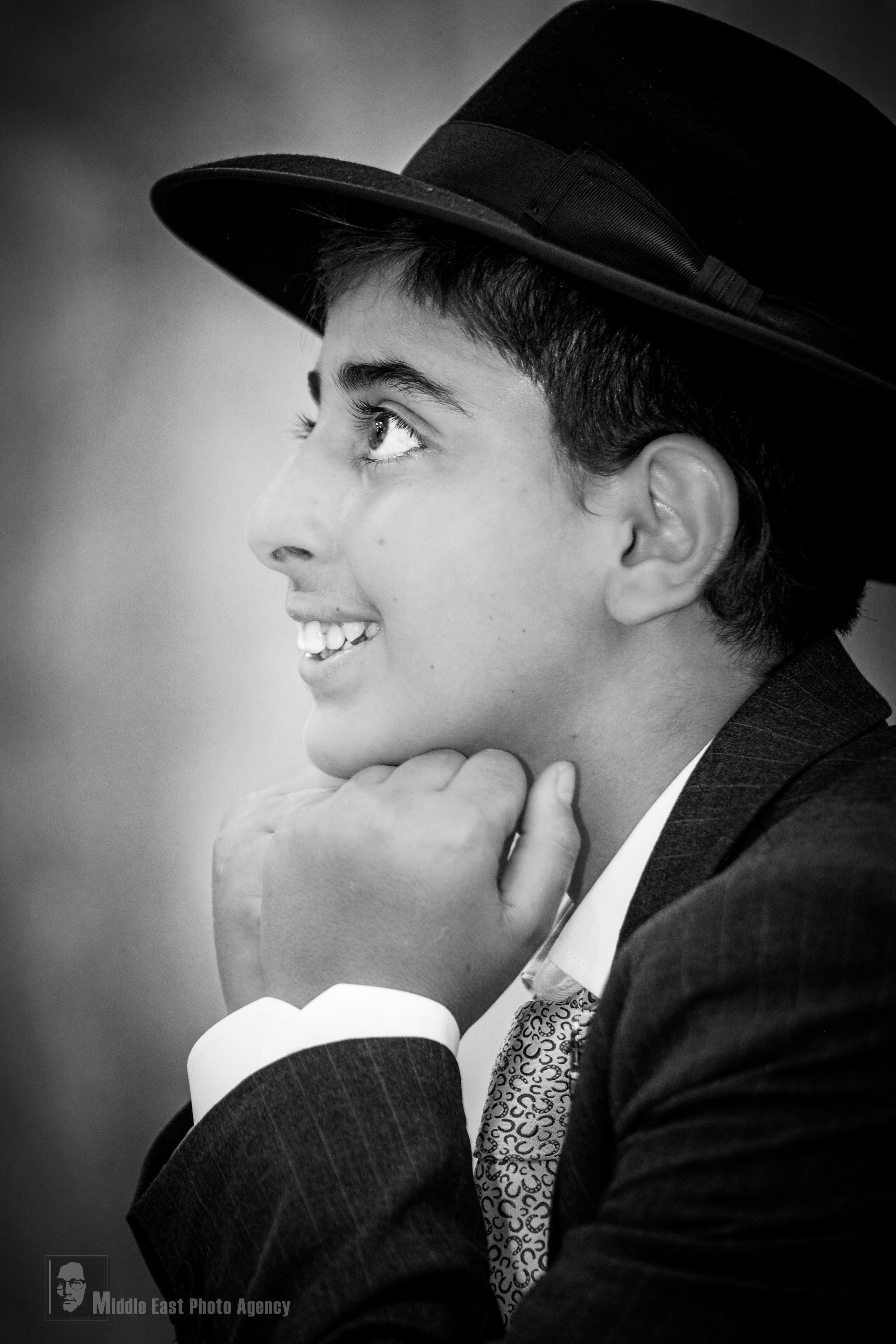 מאיר חוגג בר מצוה. Middle East Photo Agency — Photography & Event Magnets — סוכנות צילום והדפסת מגנטים לאירועים
