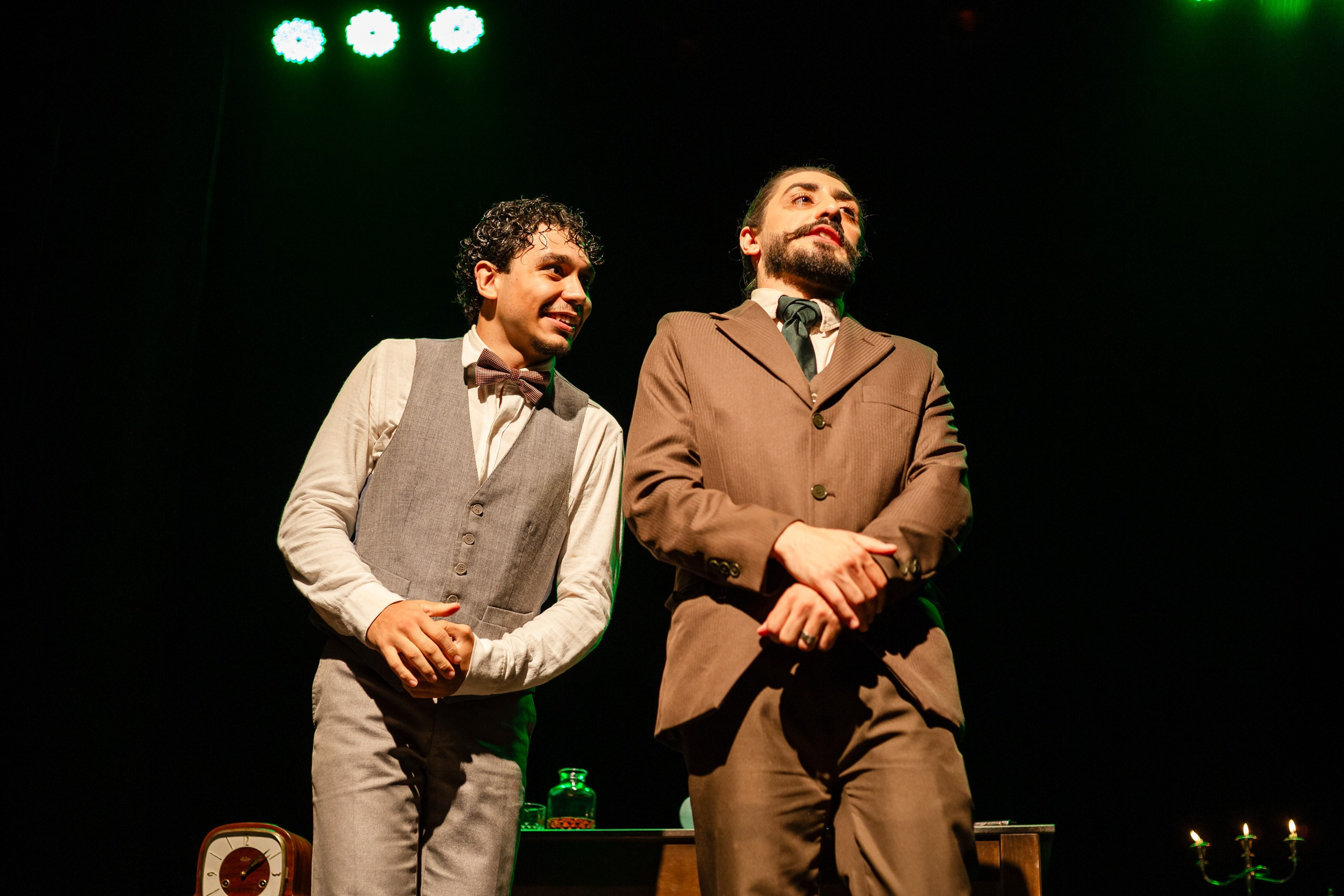 Espetáculo teatral O Alienista — Anchieta Arte Cênica