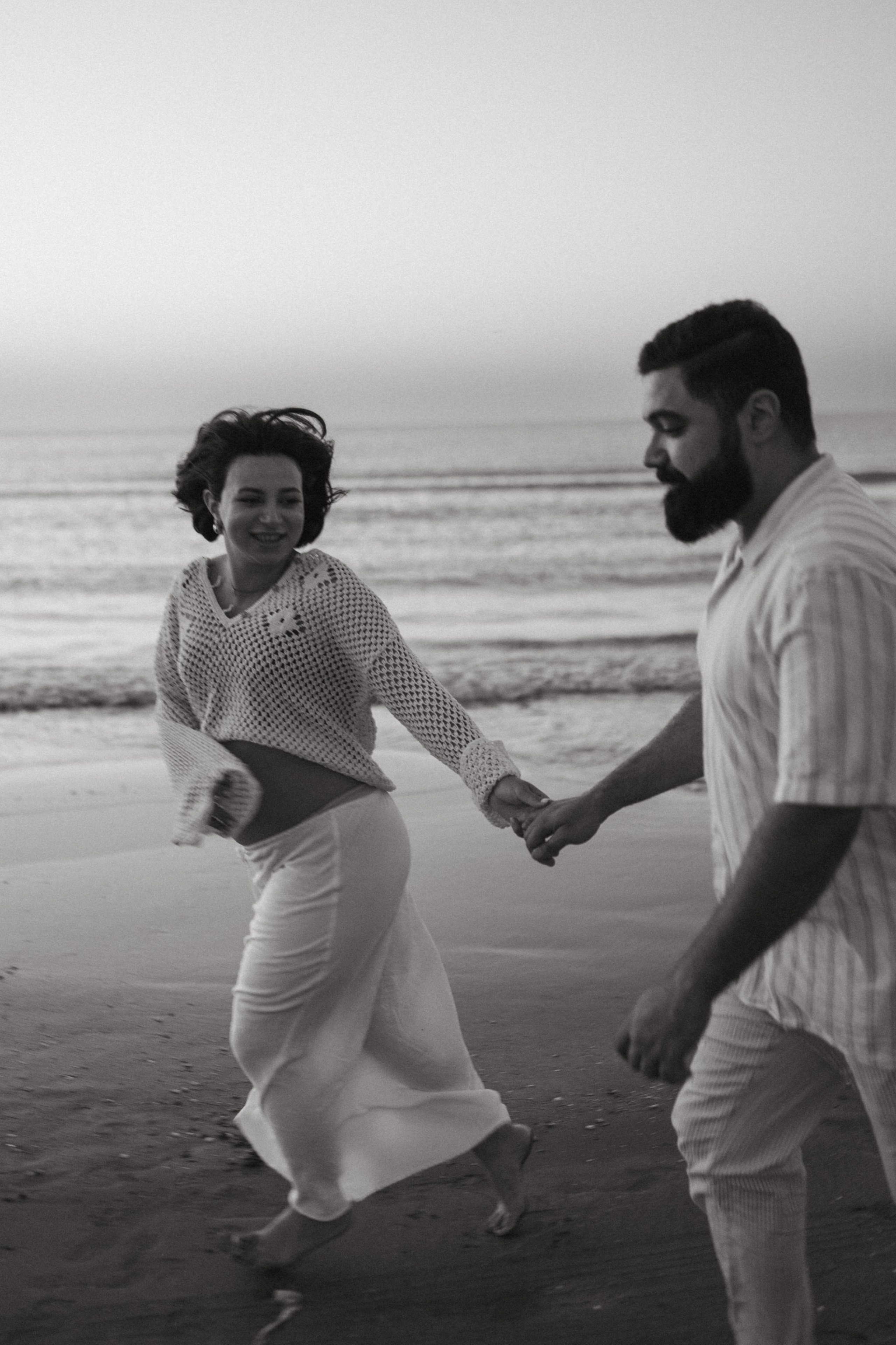 Expecting Javad. Family photographer in Saudi Arabia