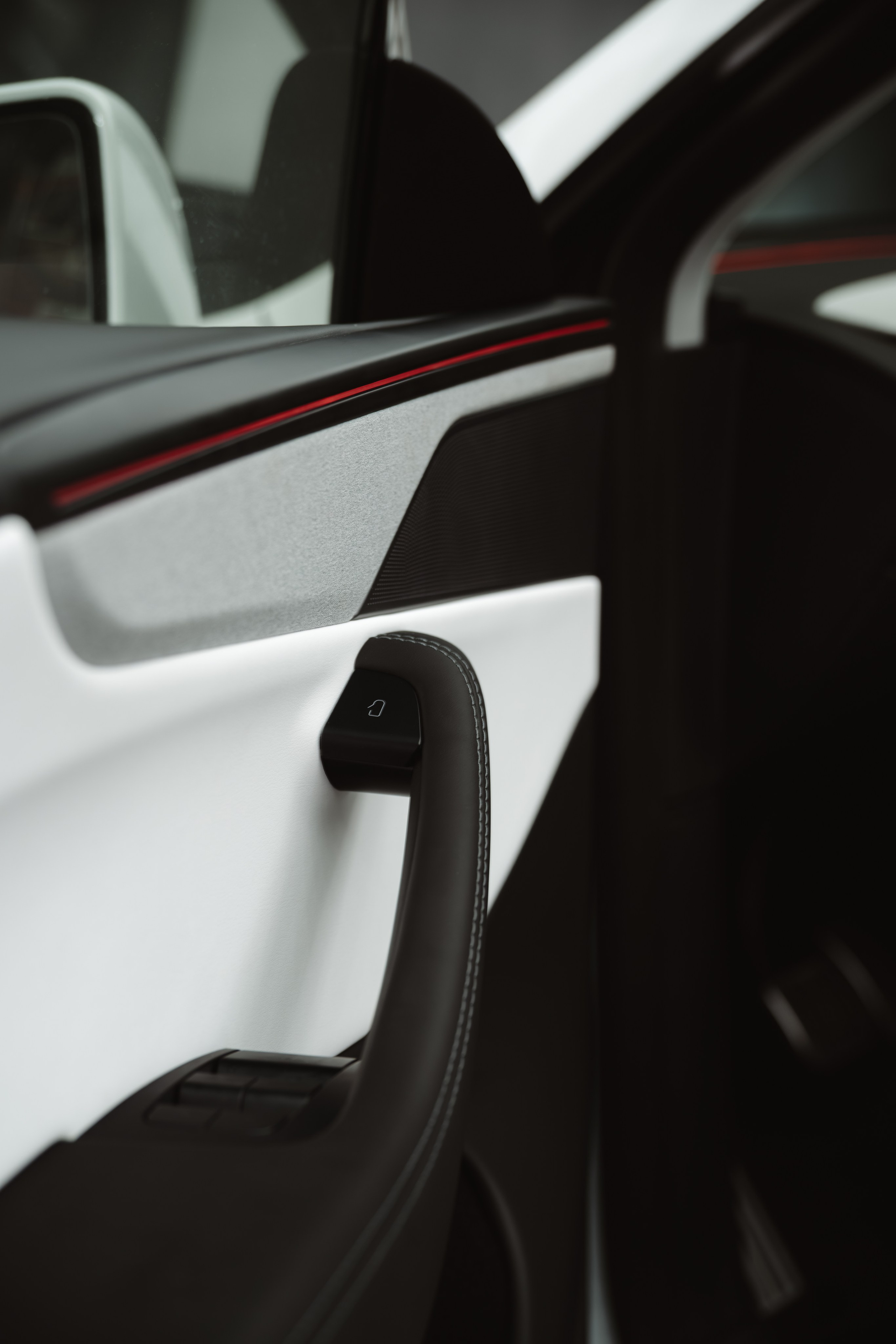 Tesla Model Y (PMC Detailing). Adrian Visovan - Fotograf Iasi