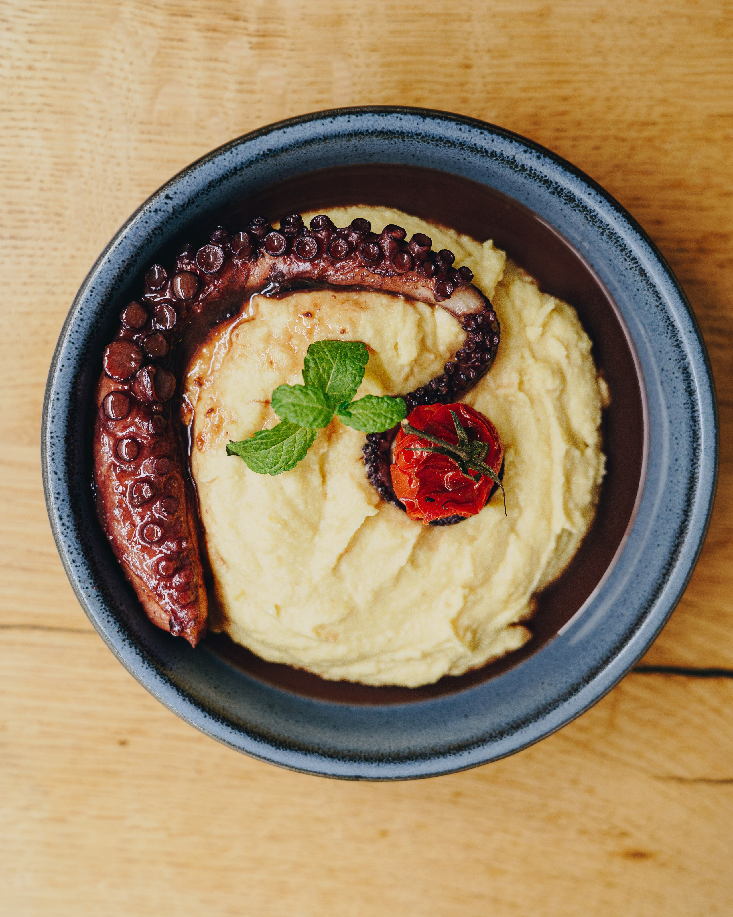 Salparo Greek Restaurant. Newcastle Upon Tyne Photographer Yana Balatskaya