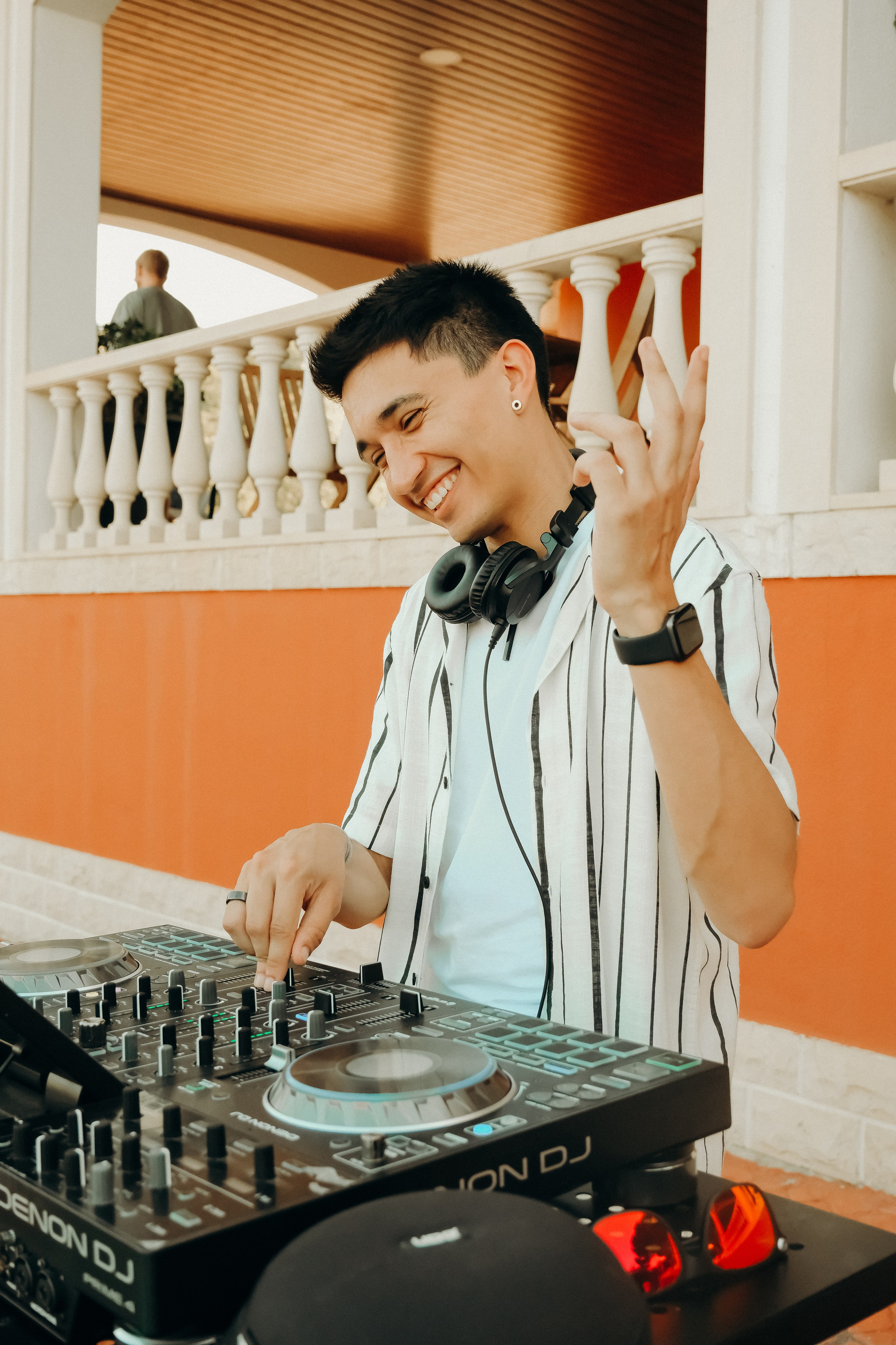 Pool party in  High Villa.  Cascais Sintra Lisbon. Валерія Сичова. Сімейний та репортажний фотограф в Португаліі