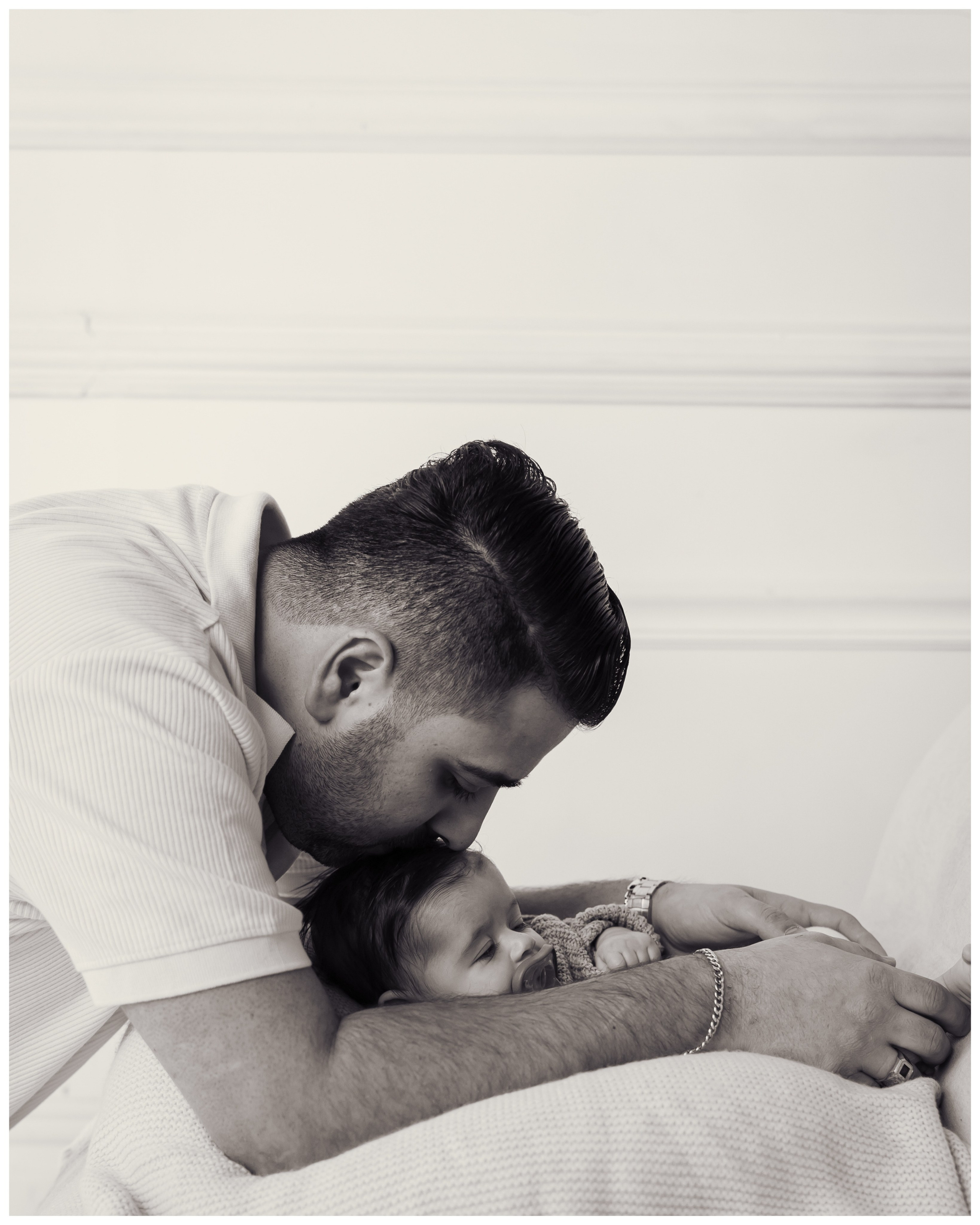 Welcome to the World. Dash_photopic.I’m Daria New York based photographer