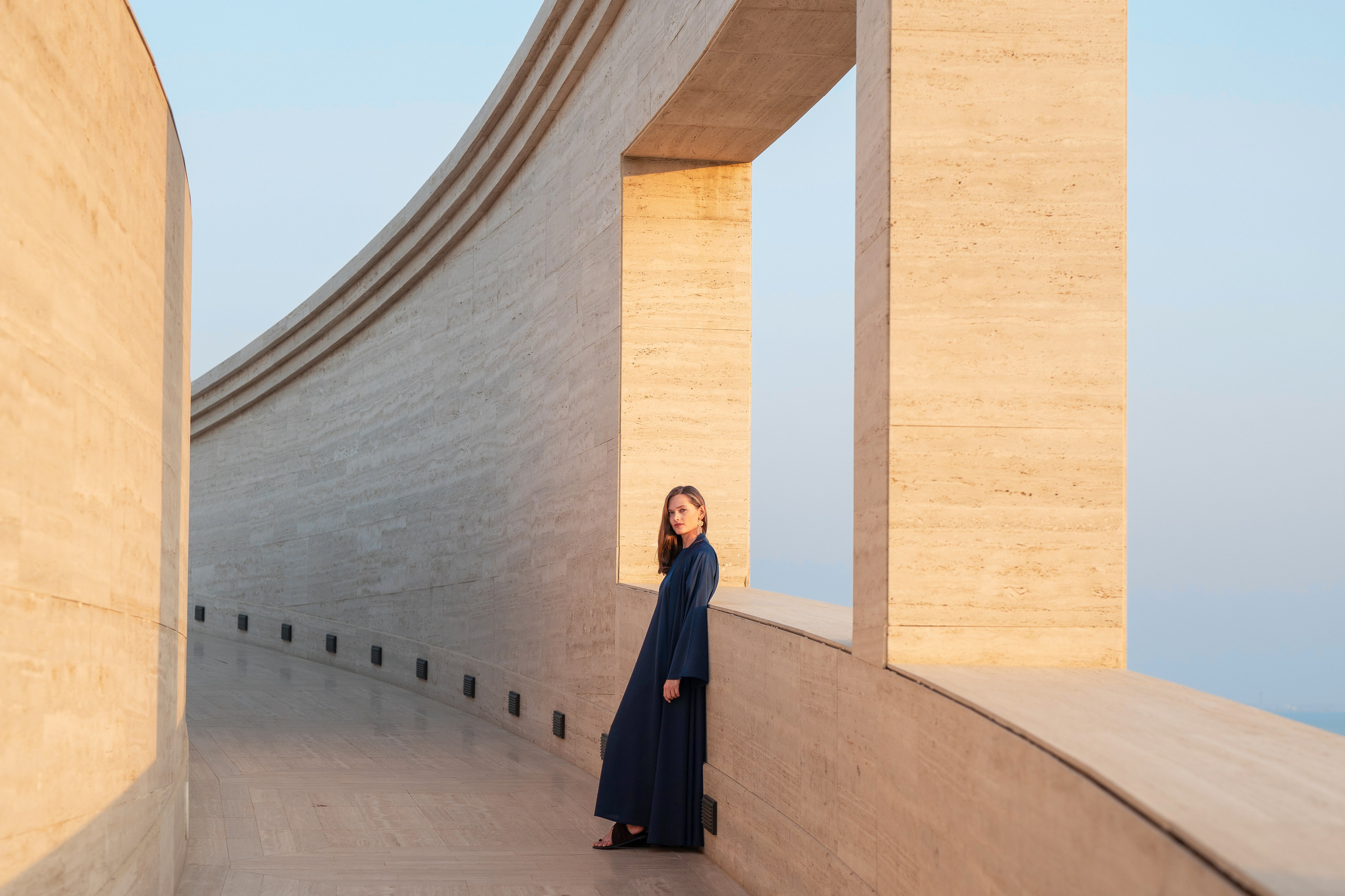 Whisper of the East. Family & fashion photographer in Doha