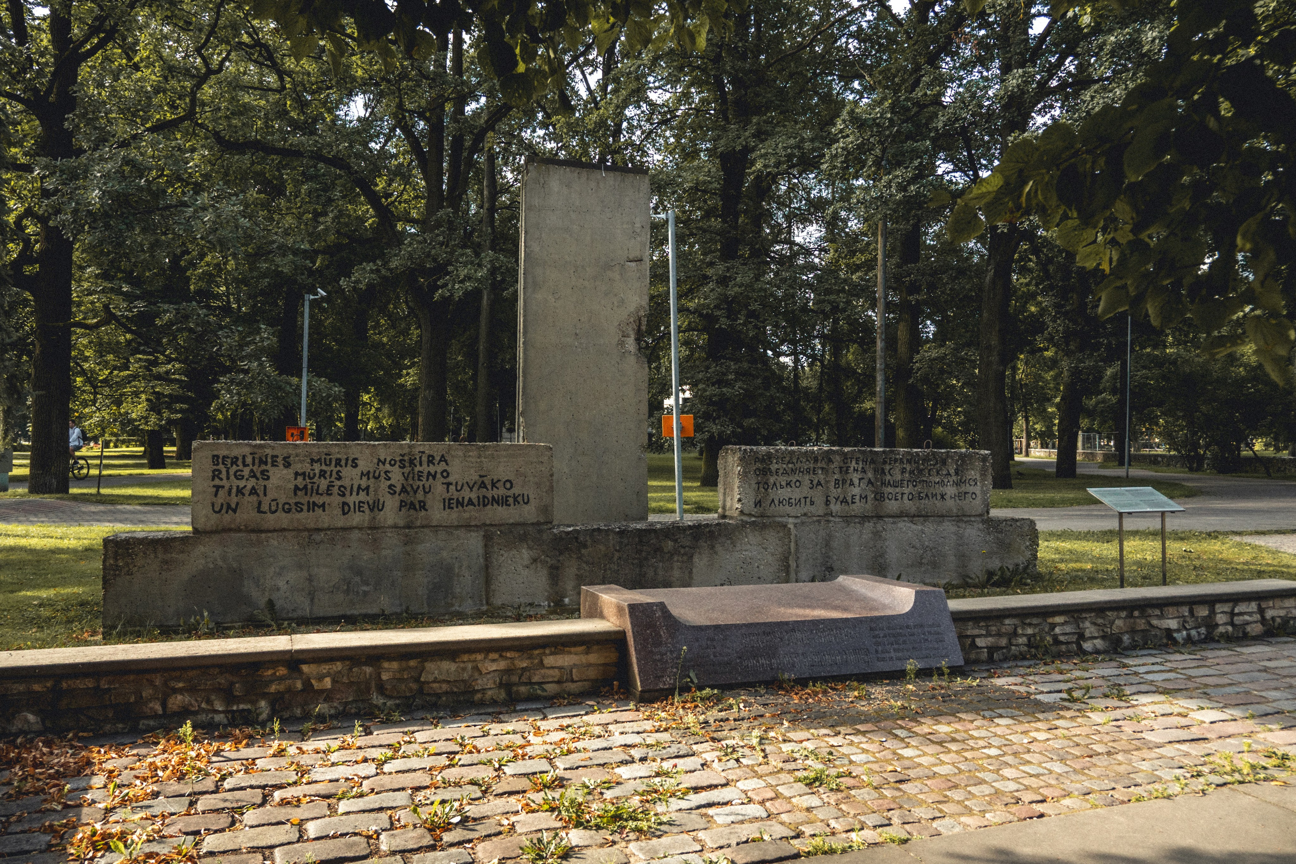 Voyage à Riga. Photographe sur Cote d’Azur. Portraits de familles, couples, enfants, événements