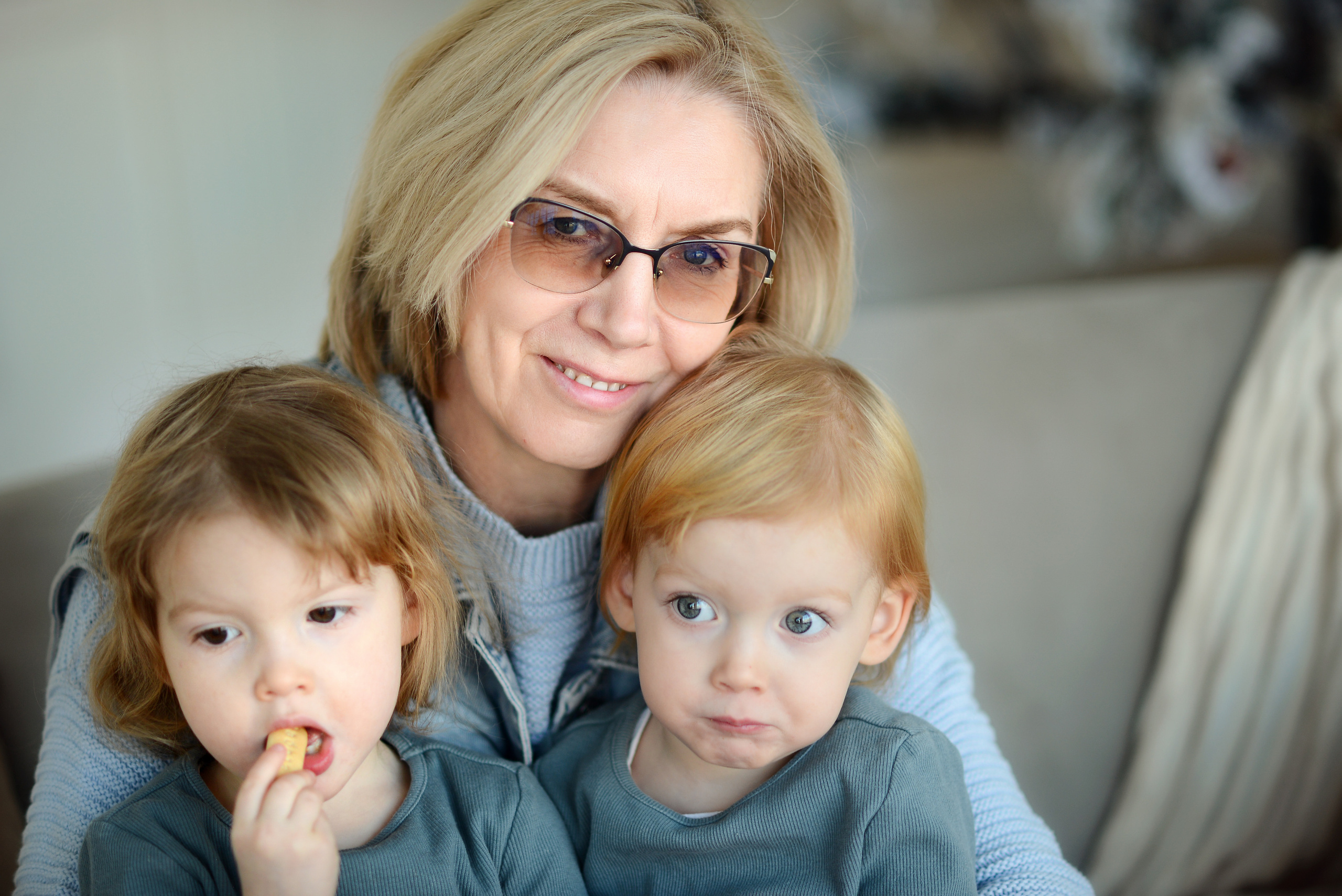 FAMILY SHOOTING IN THE STUDIO