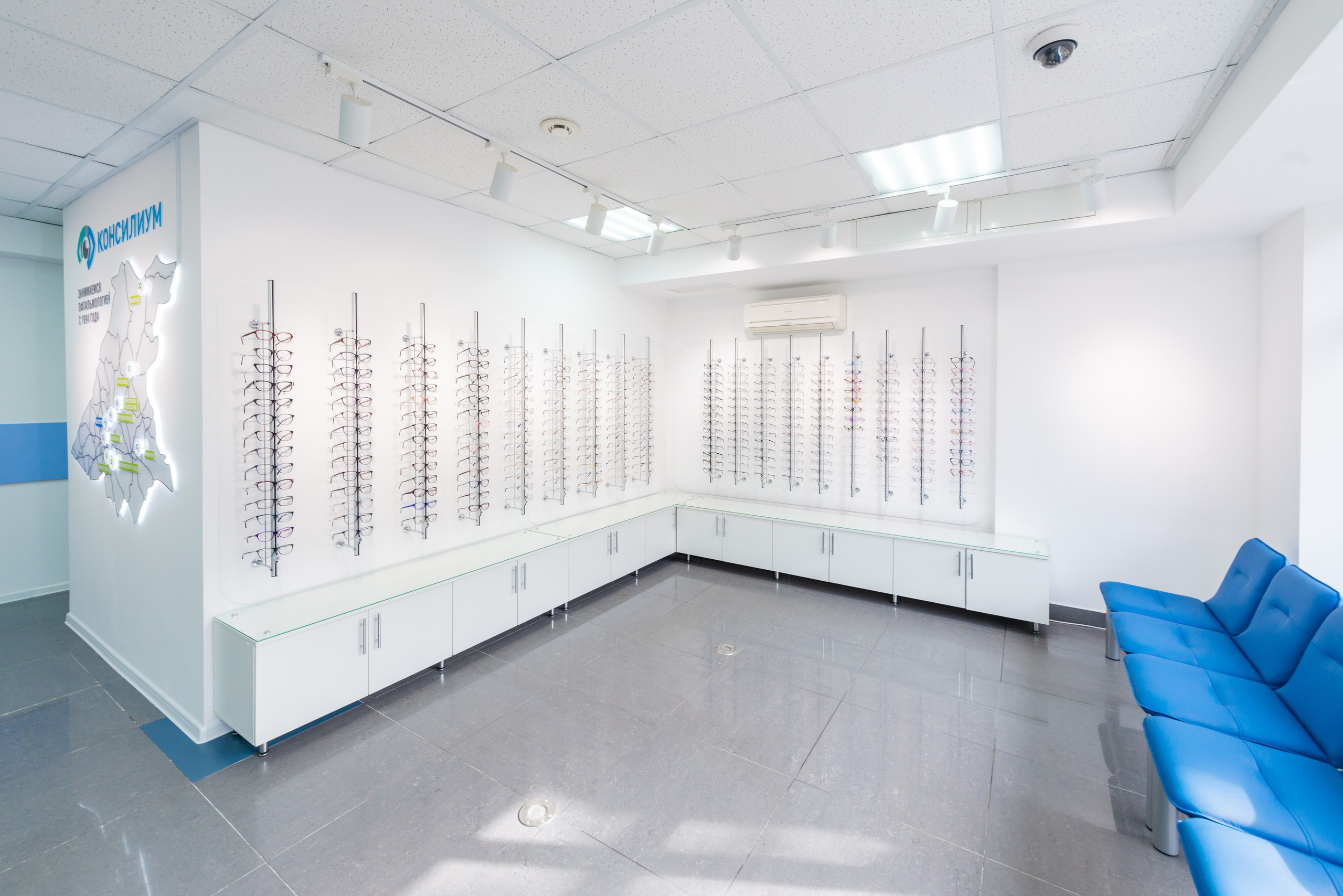 Центр микрохирургии глаза Консилиум. ФОТОГРАФ МЕКСИКА КИНТАНА-РОО