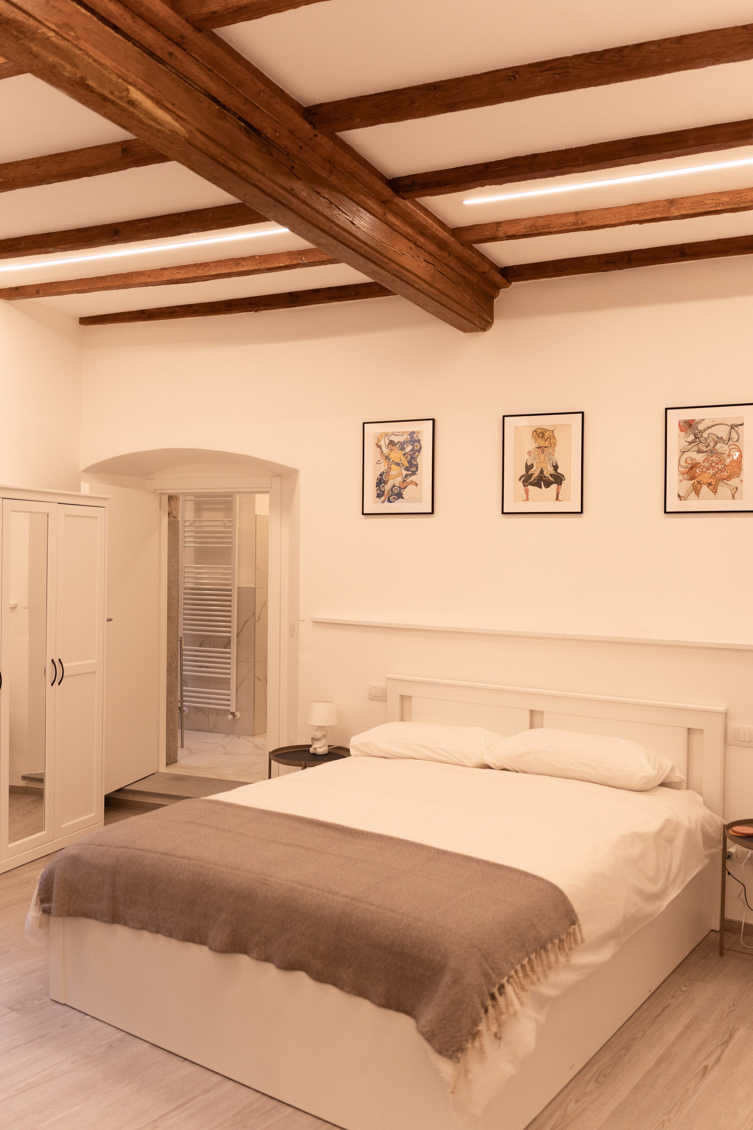 Lake Maggiore apartment. PHOTOGRAPHER IN ITALY