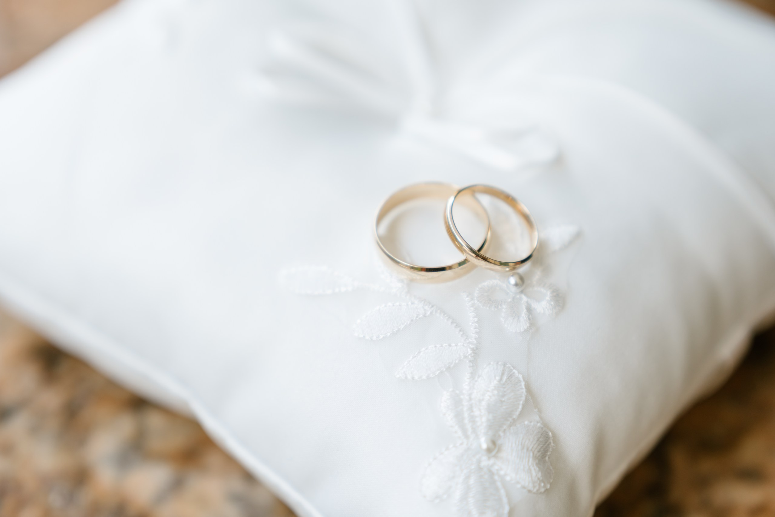 Ethan & Alyshia. Female Photographer in Bali