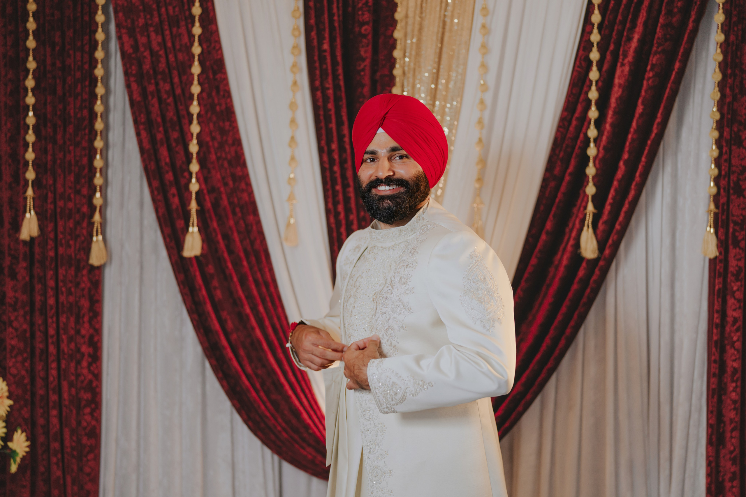 Gagan & Jasmeen. Wedding Photographer & Cinematographer studios