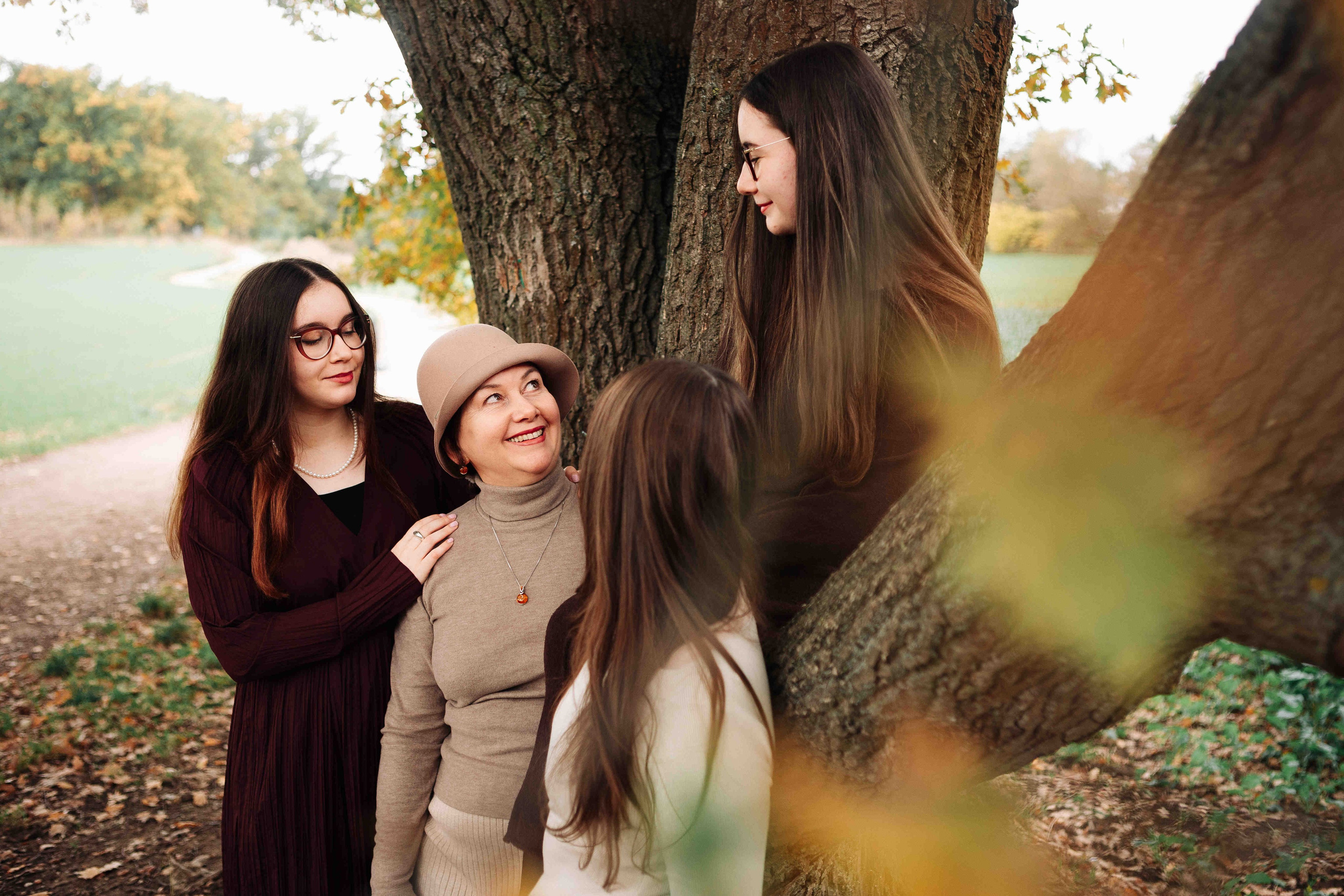 BIG OAK, BIG FAMILY. Https://shi-photo.com/