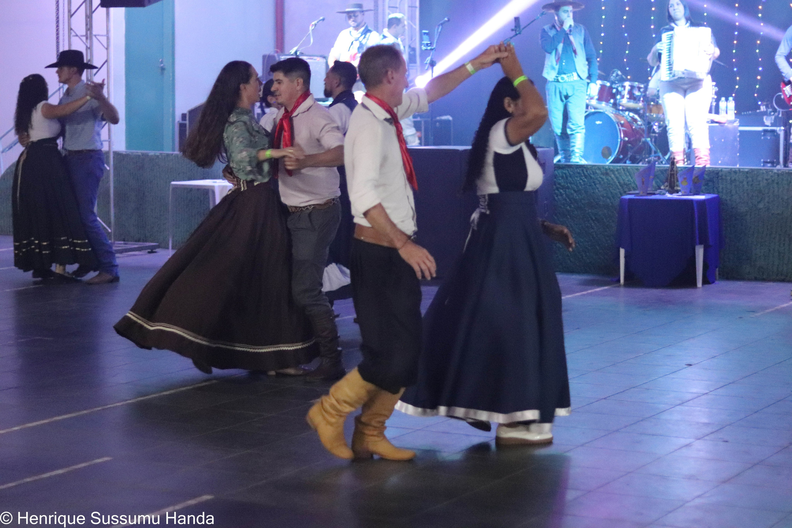 Formatura Curso de Dança Inovação Campeira. Handa Produções