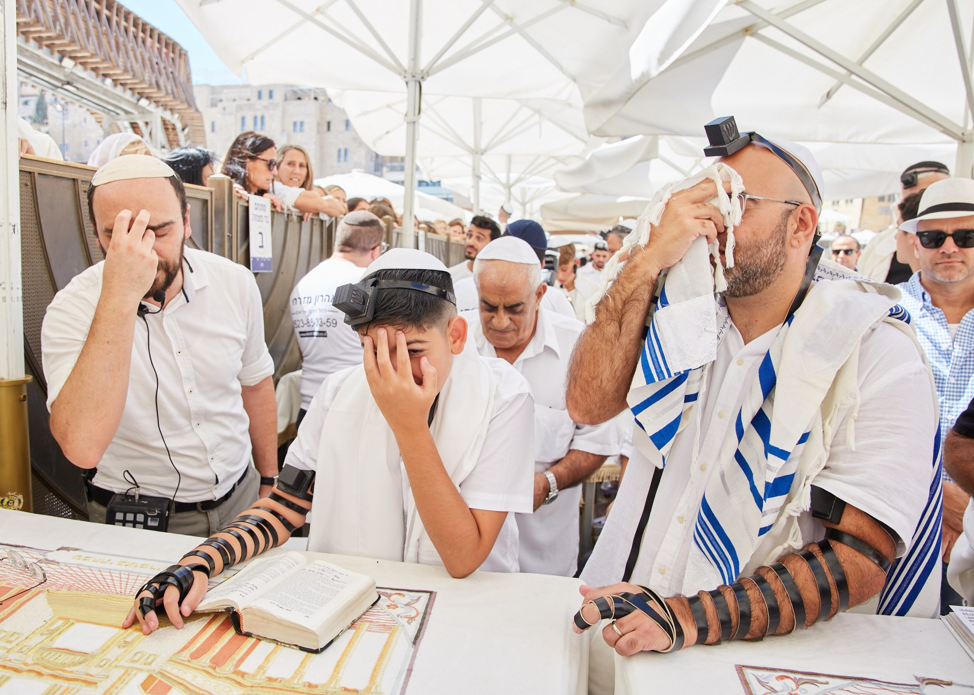 Бар-мицва на Котеле. Портретный и репортажный фотограф в Израиле Рома Бирман